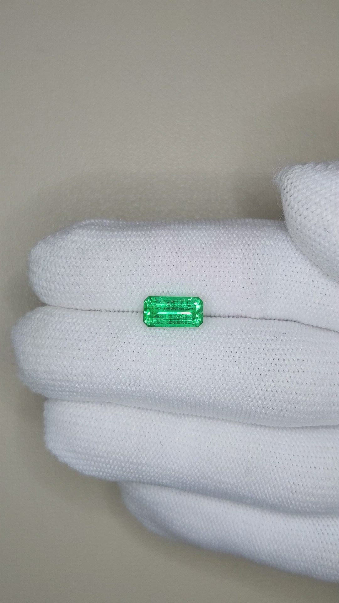 1.85 Ct. Emerald from Russia Size Video