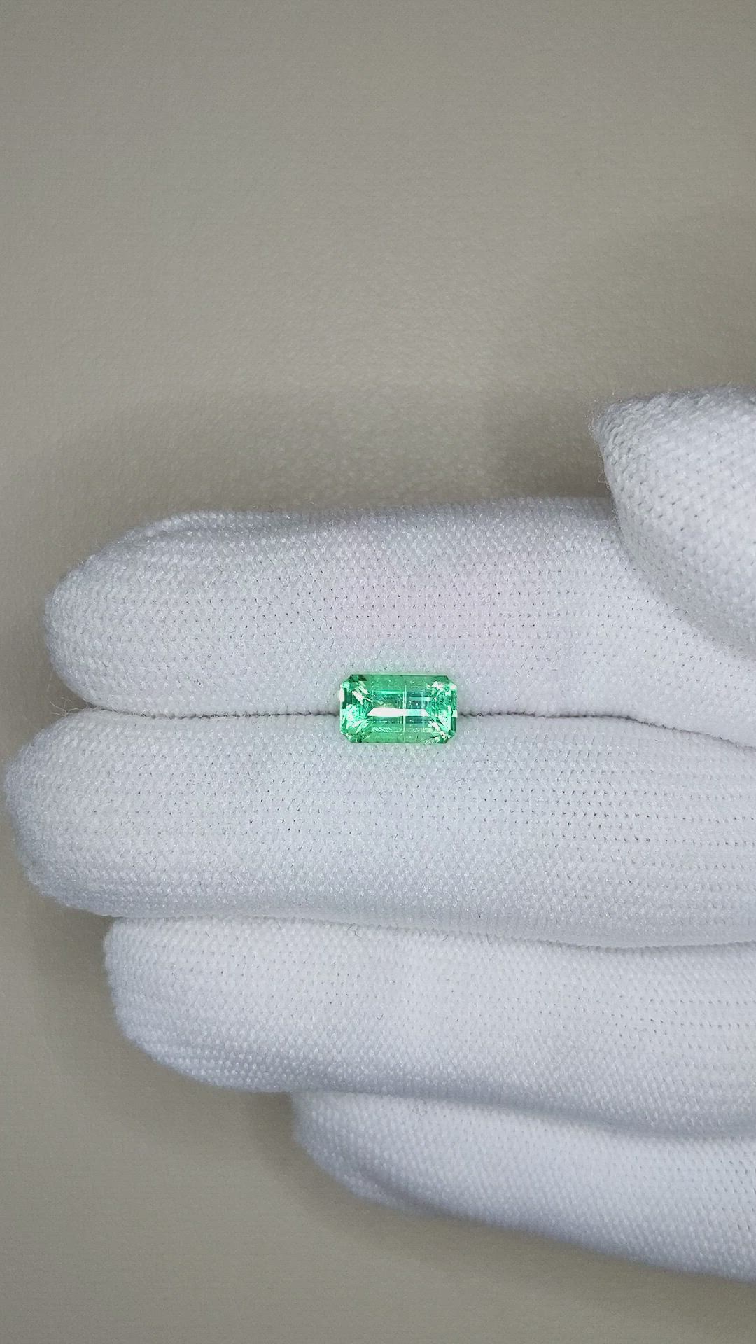1.26 Ct. Emerald from Russia Size Video