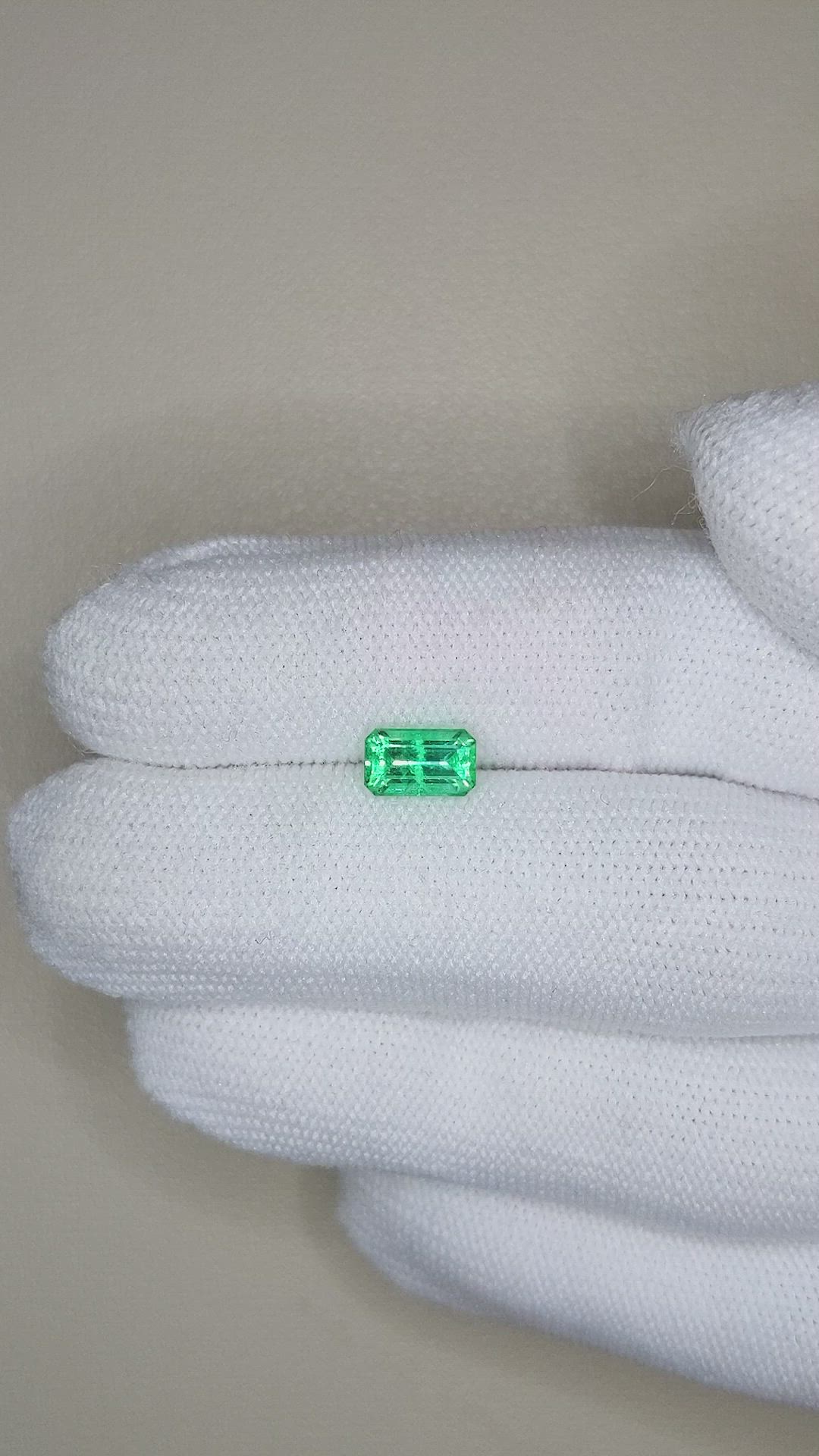 1.04 Ct. Emerald from Russia Size Video