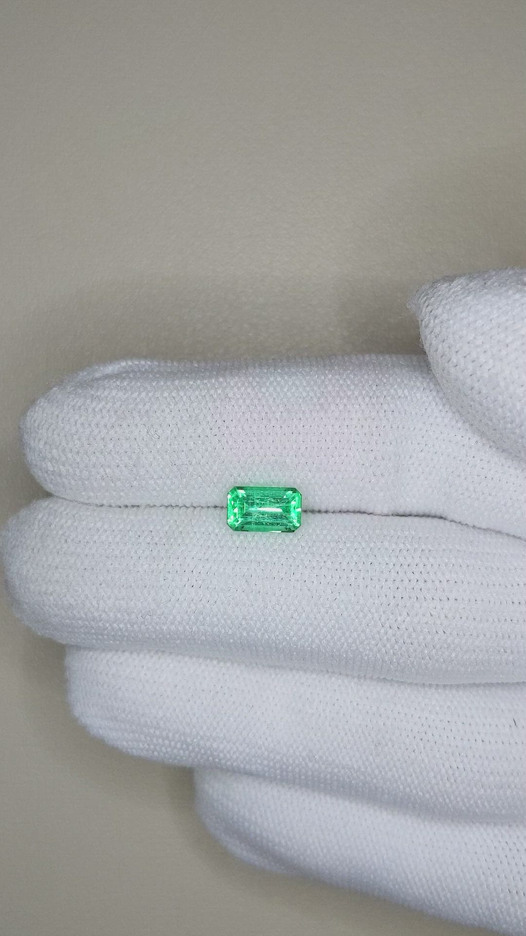 1.14 Ct. Emerald from Russia Size Video
