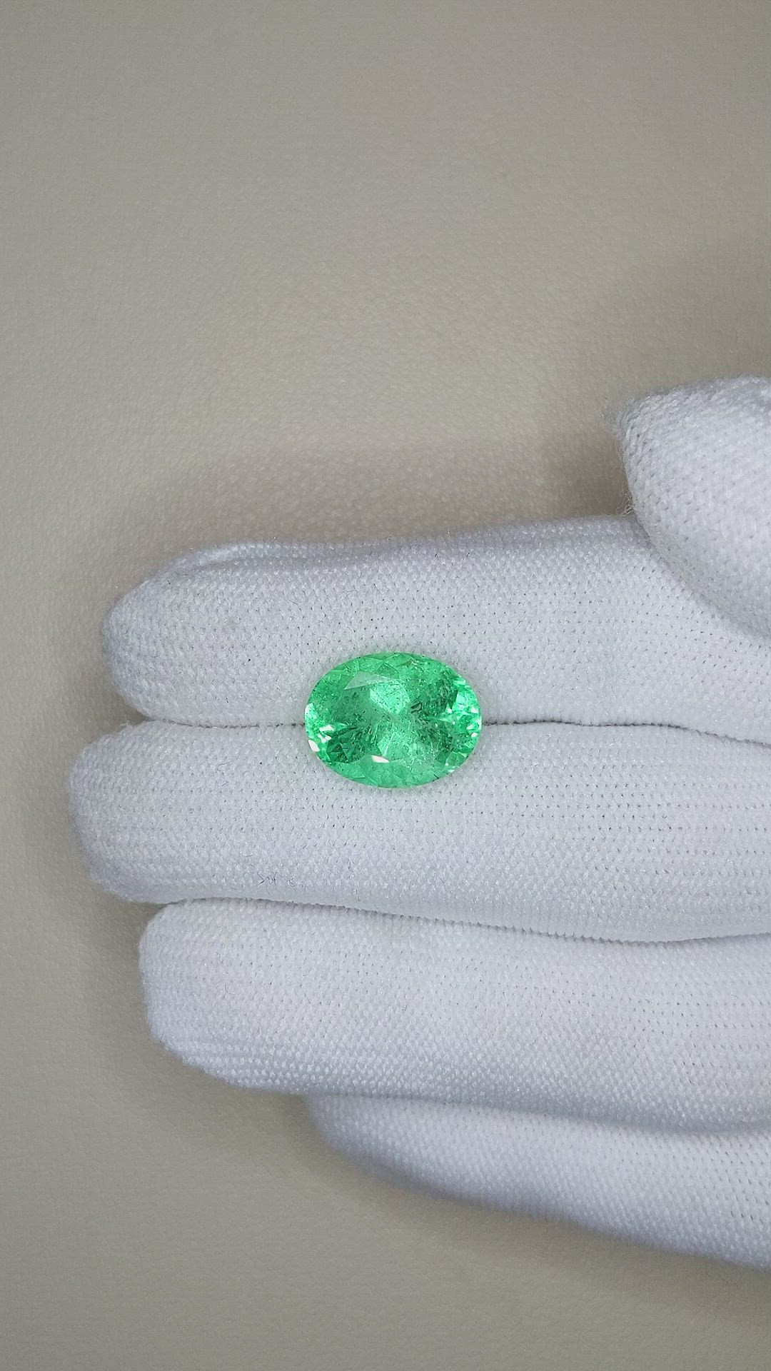 6.31 Ct. Emerald from Russia Size Video