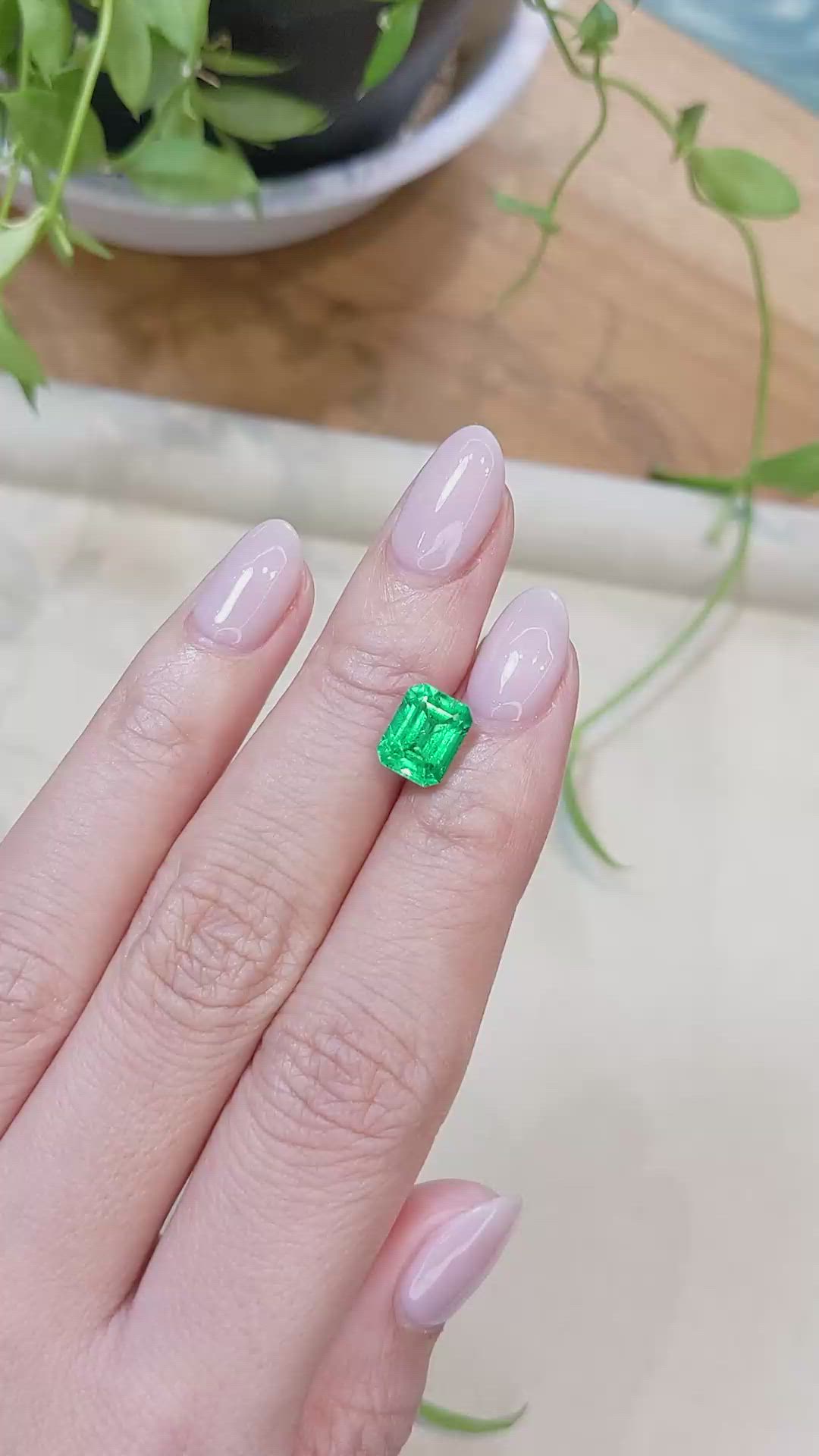 2.17 Ct. Emerald from Zambia Size Video