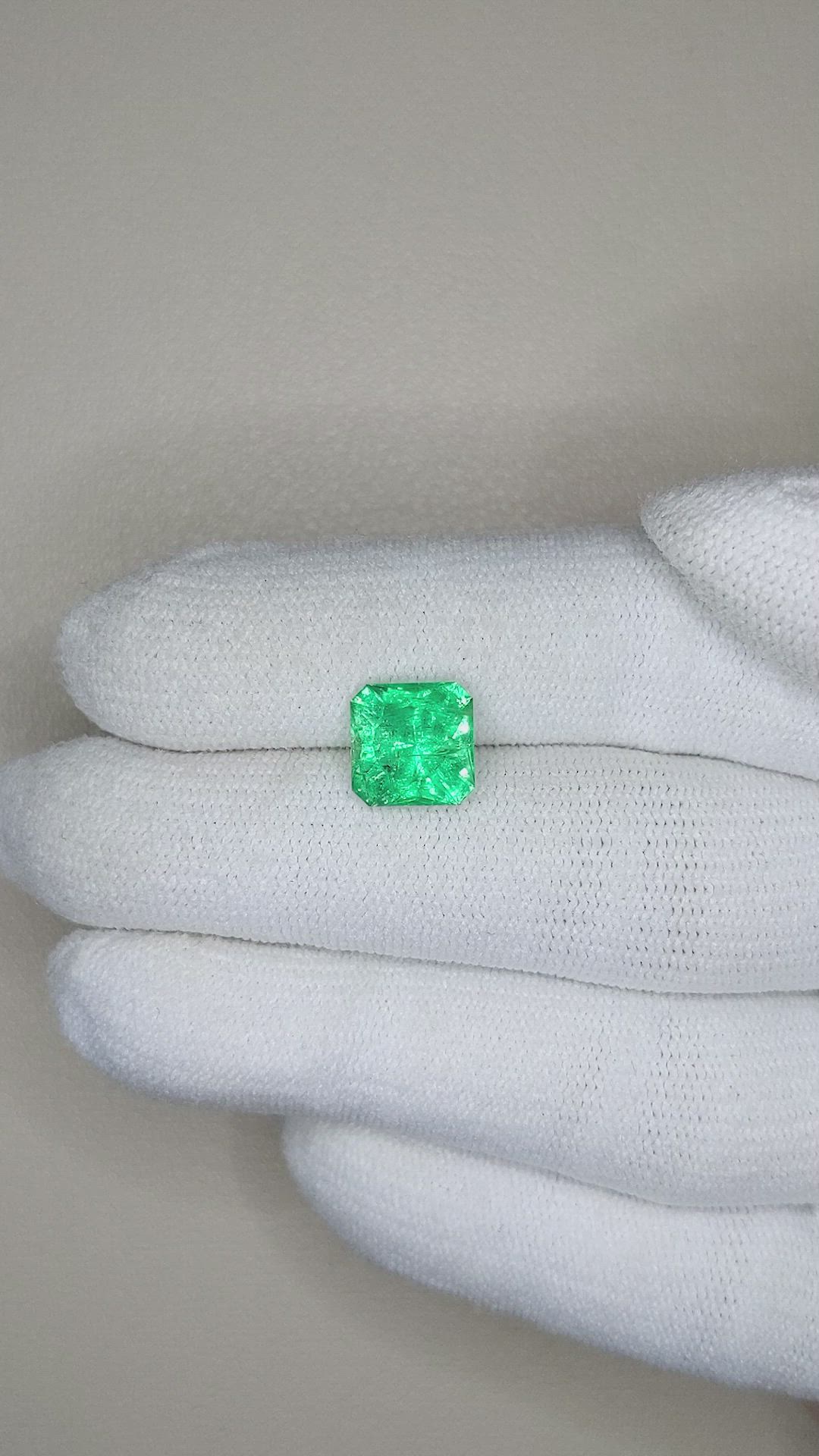 2.62 Ct. Emerald from Zambia Size Video