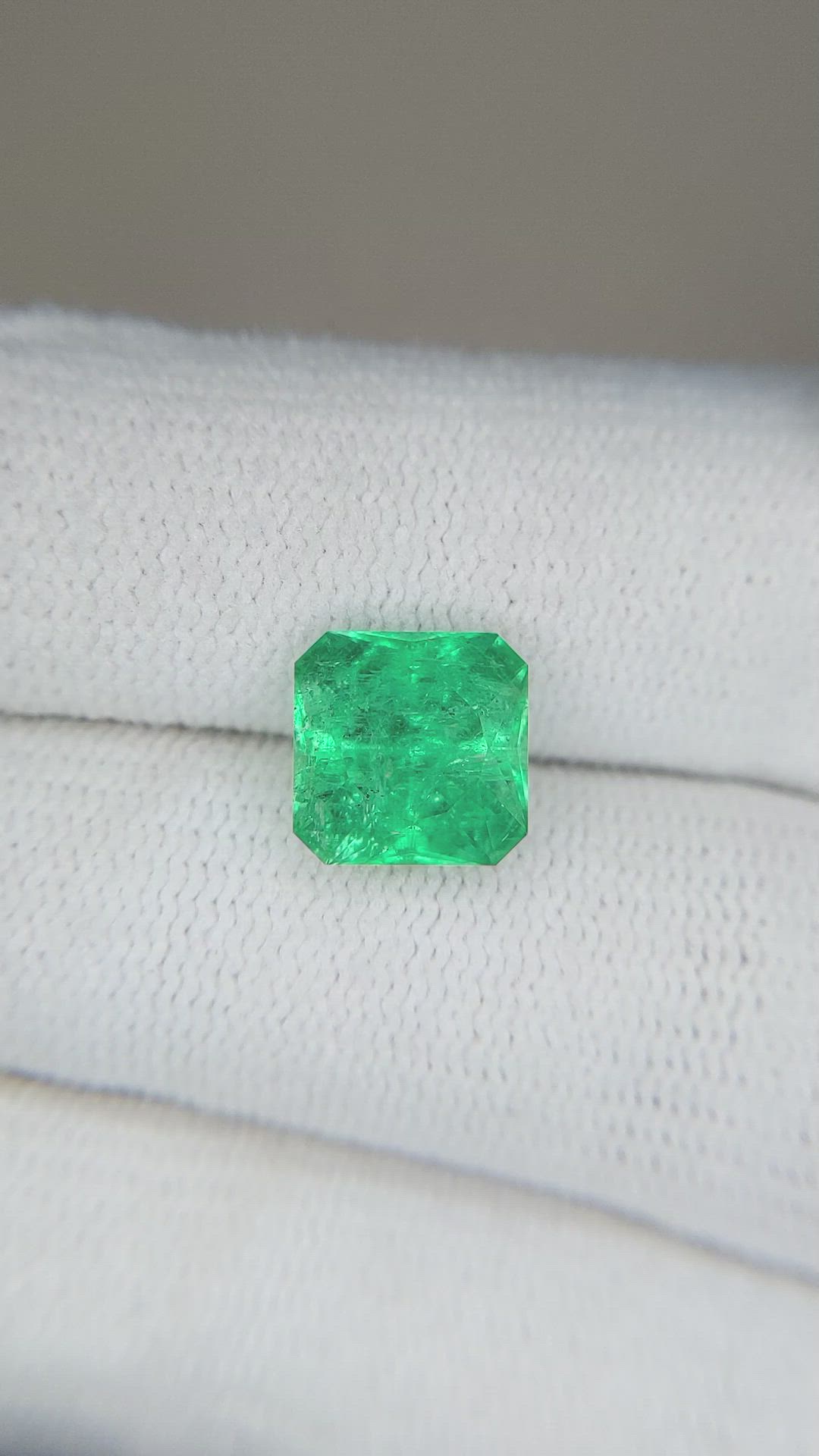 2.62 Ct. Emerald from Zambia Size Video