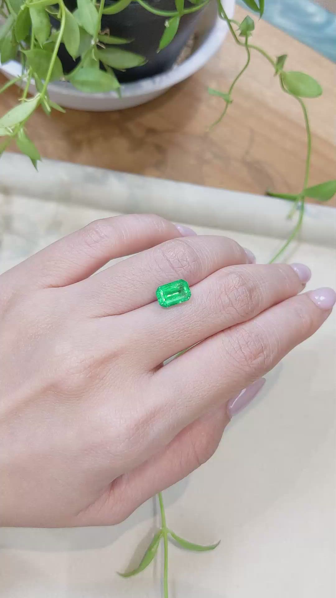 2.25 Ct. Emerald from Zambia Size Video