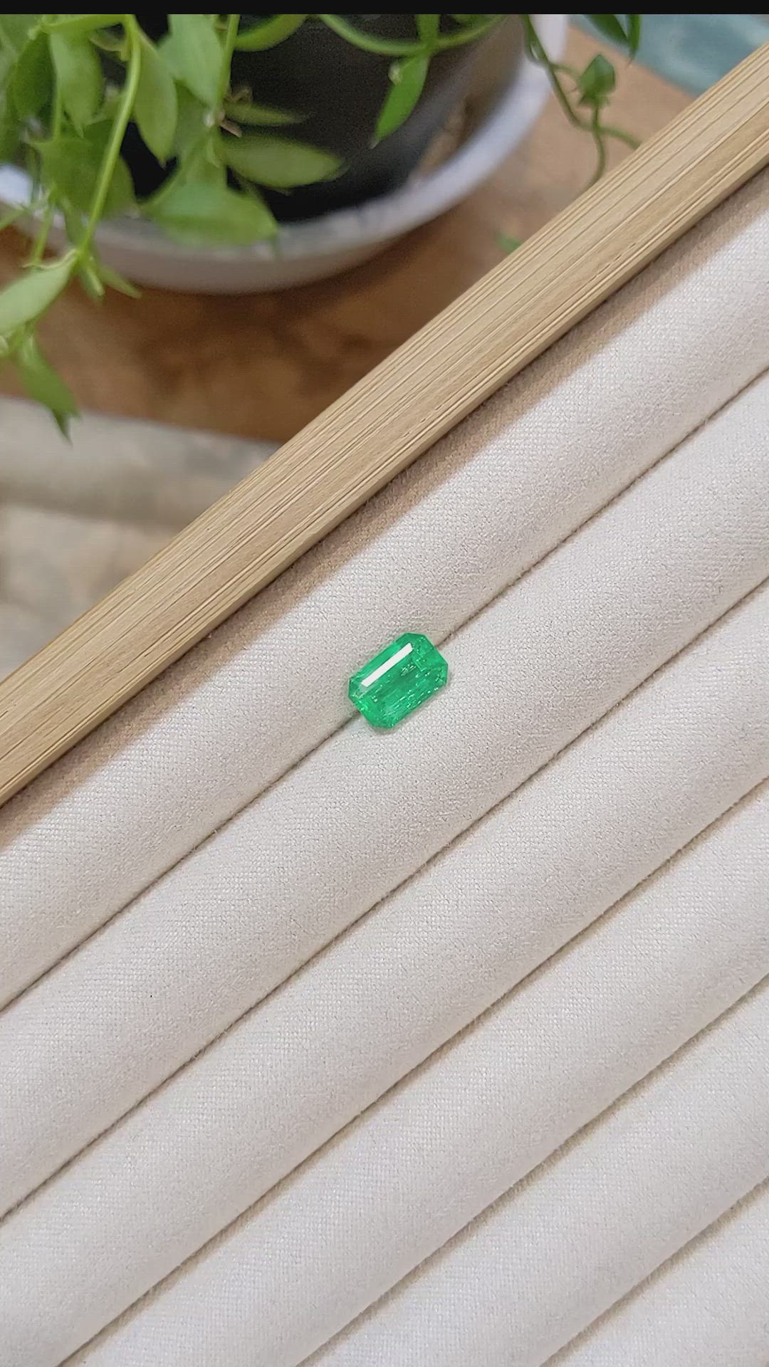 2.25 Ct. Emerald from Zambia Size Video