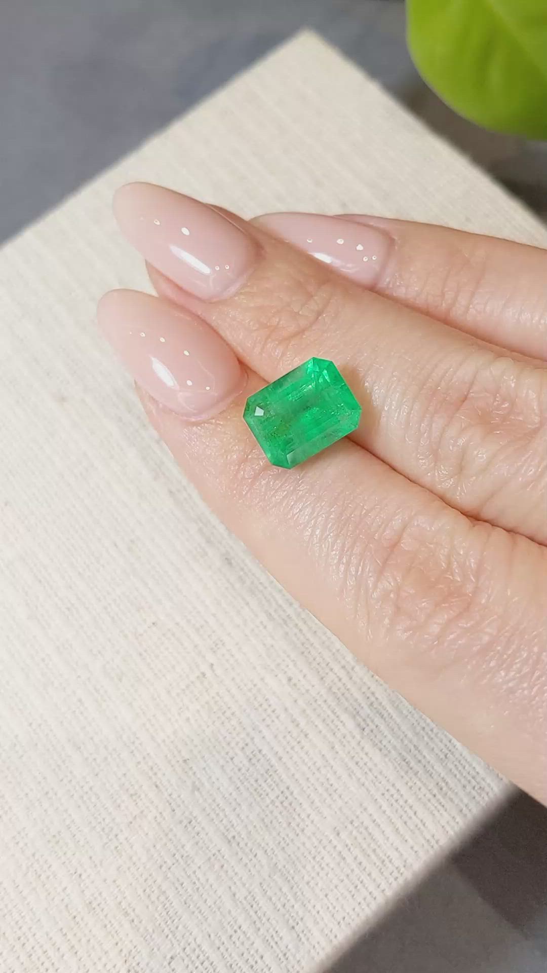4.85 Ct. Emerald from Zambia Size Video