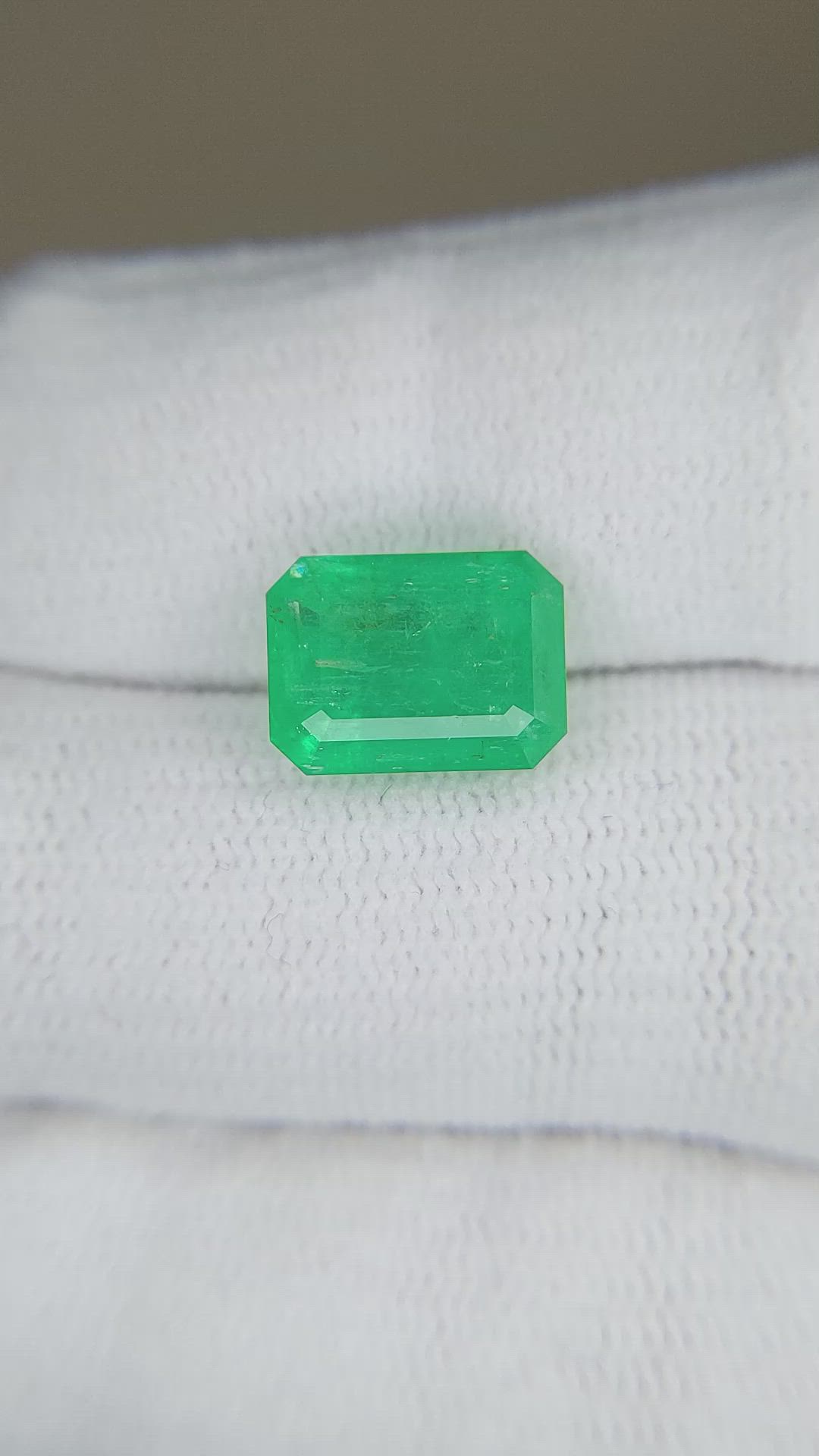 4.56 Ct. Emerald from Zambia Size Video