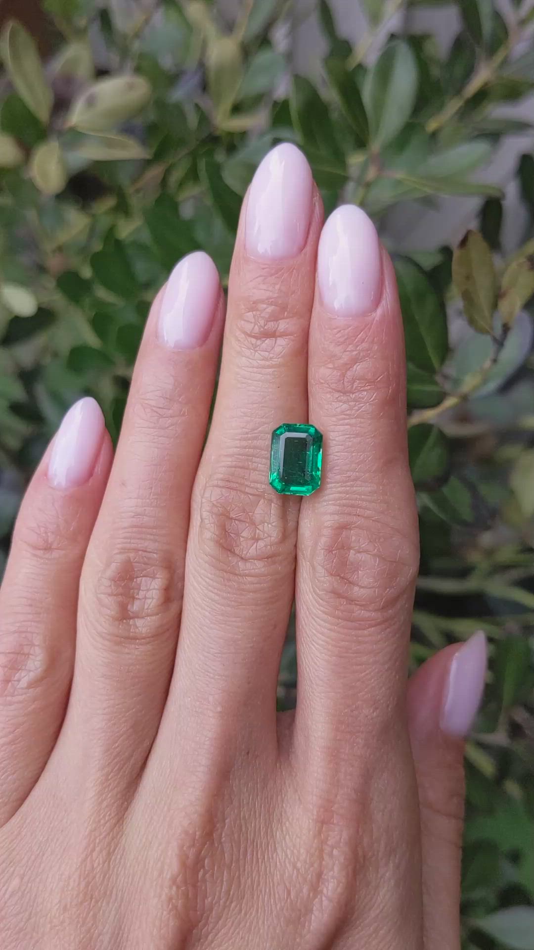 2.99 Ct. Emerald from Zambia Size Video