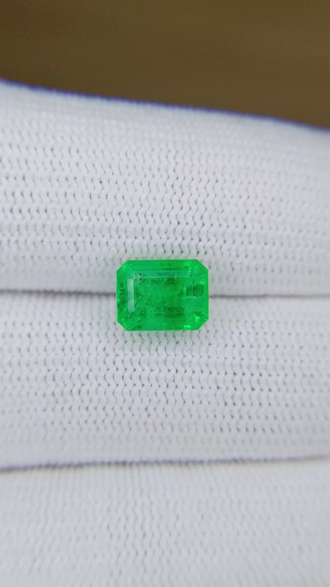 2.23 Ct. Emerald from Zambia Size Video