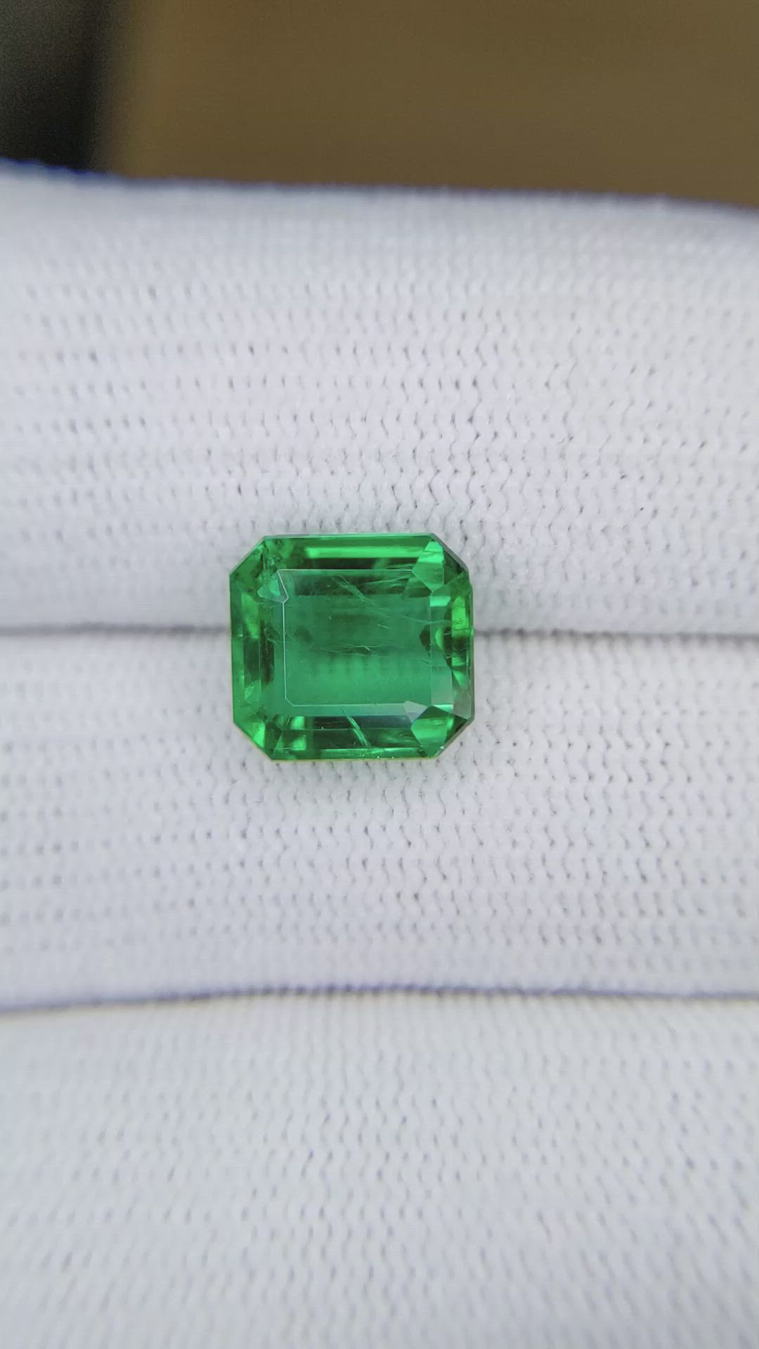 3.64 Ct. Emerald from Zambia Size Video