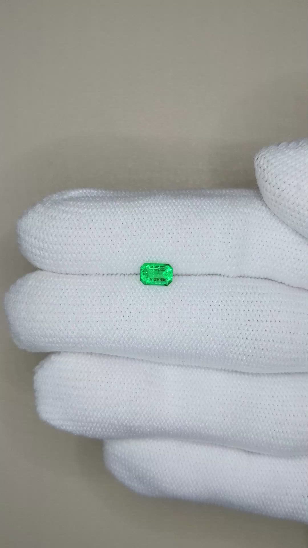 0.48 Ct. Emerald from Colombia Size Video