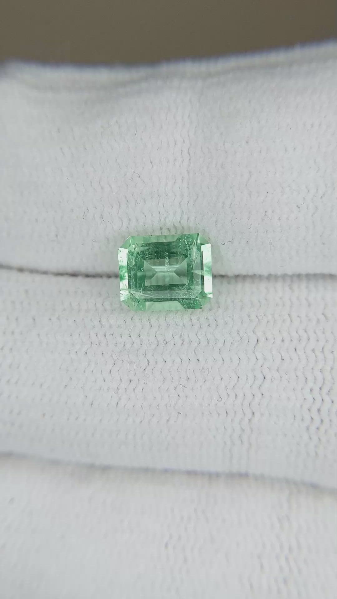 1.49 Ct. Emerald from Colombia Size Video