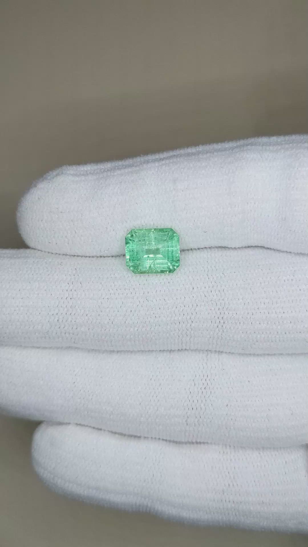 2.60 Ct. Emerald from Colombia Size Video