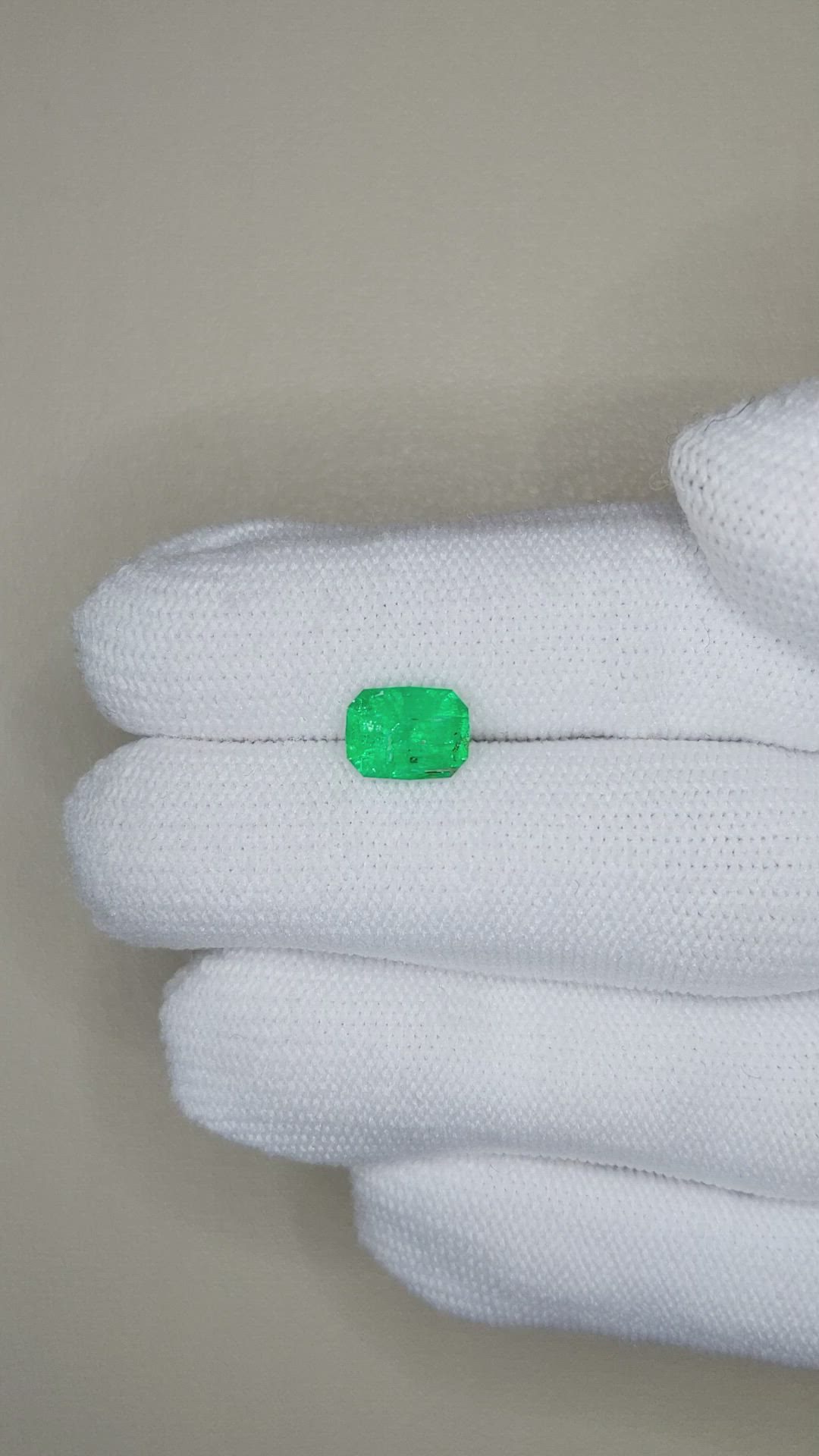 1.33 Ct. Emerald from Zambia Size Video