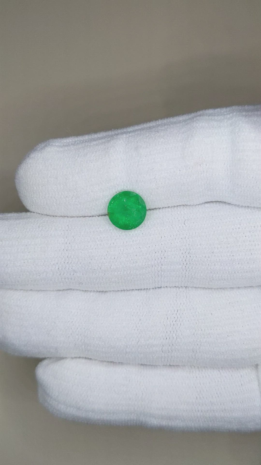 2.12 Ct. Emerald from Zambia Size Video