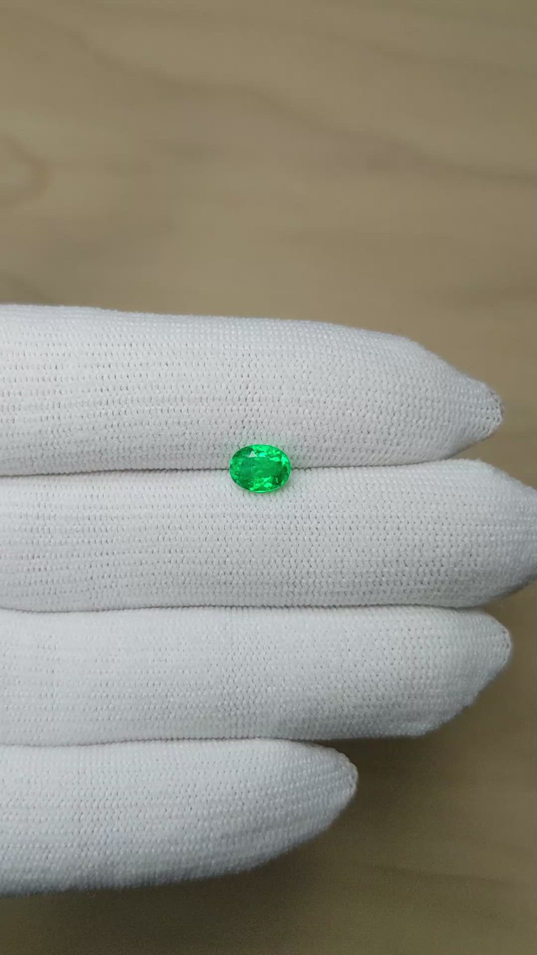 0.84 Ct. Emerald from Colombia Size Video
