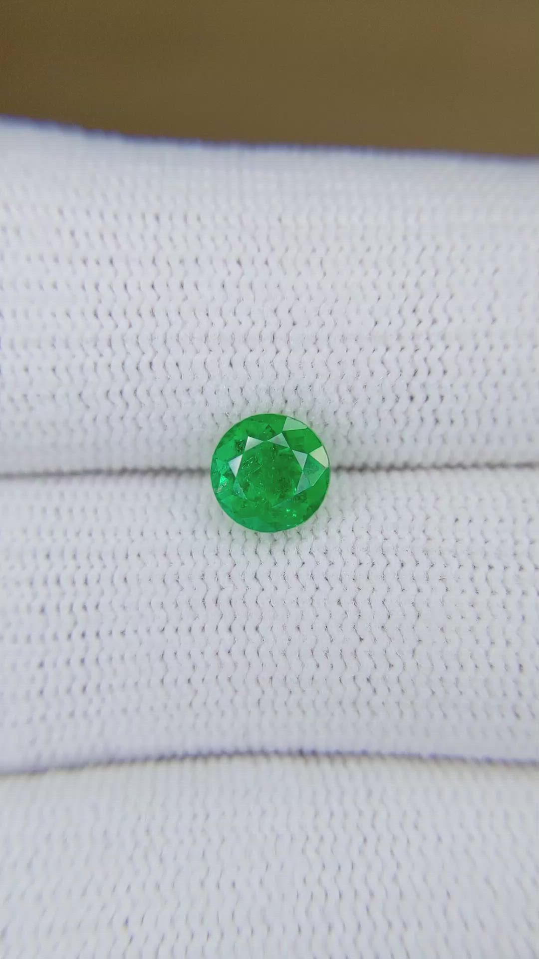 1.08 Ct. Emerald from Colombia Size Video