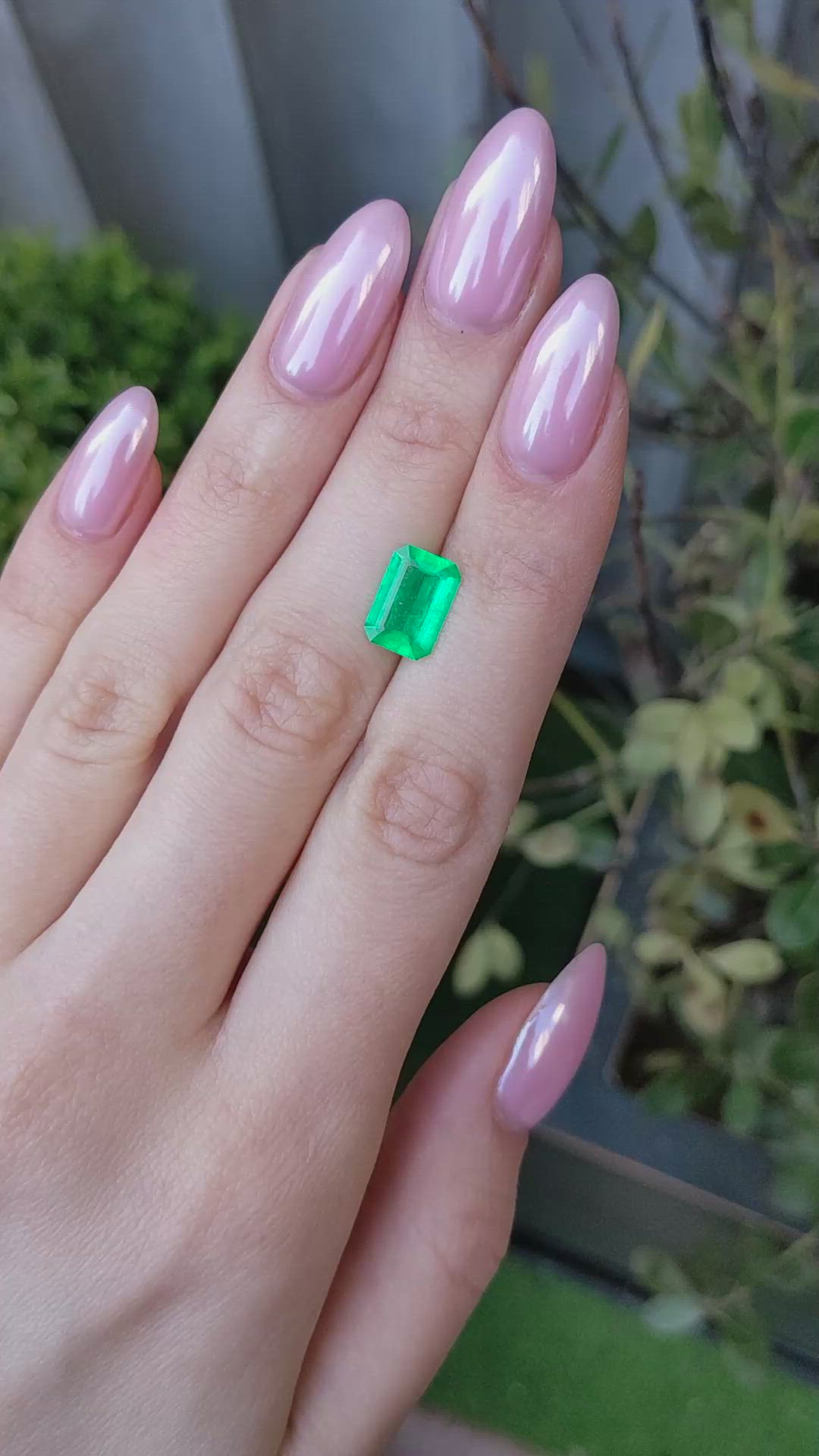 2.25 Ct. Emerald from Colombia Size Video