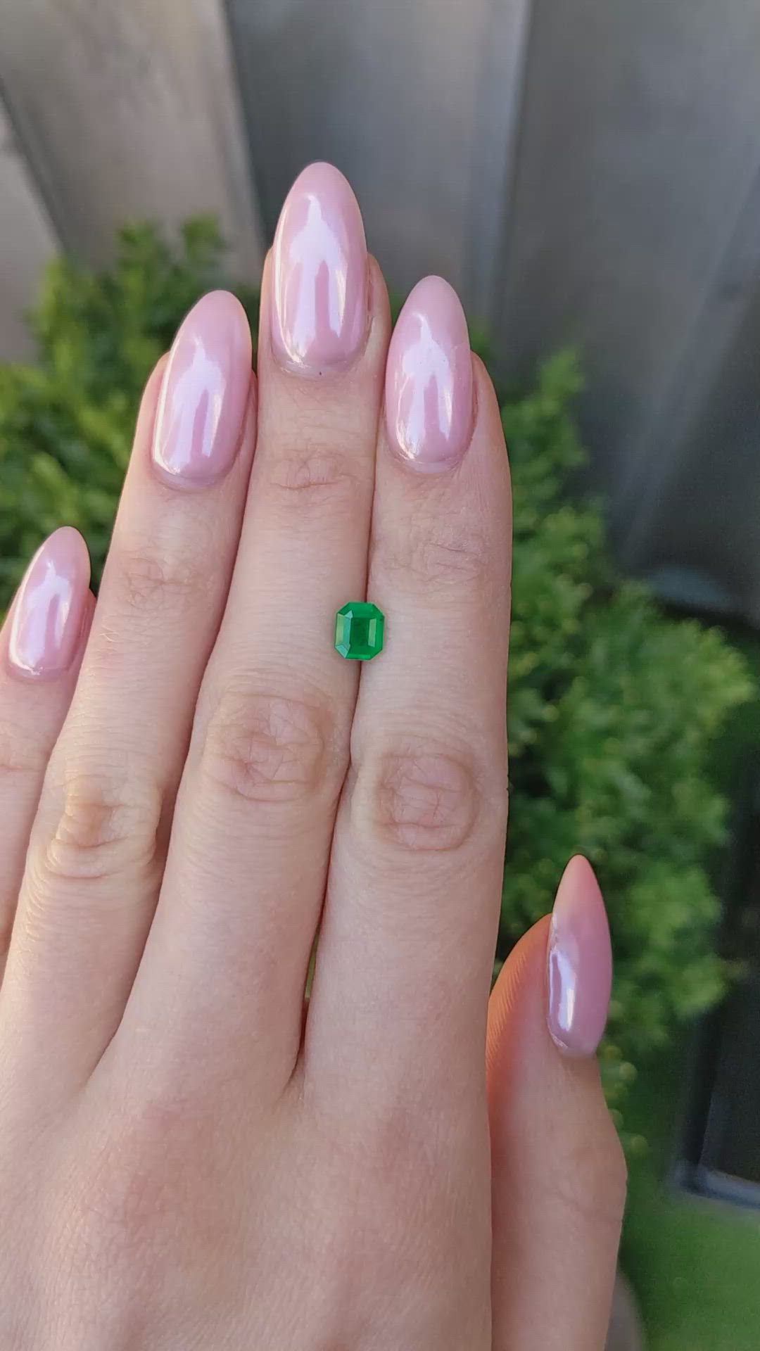 0.84 Ct. Emerald from Colombia Size Video