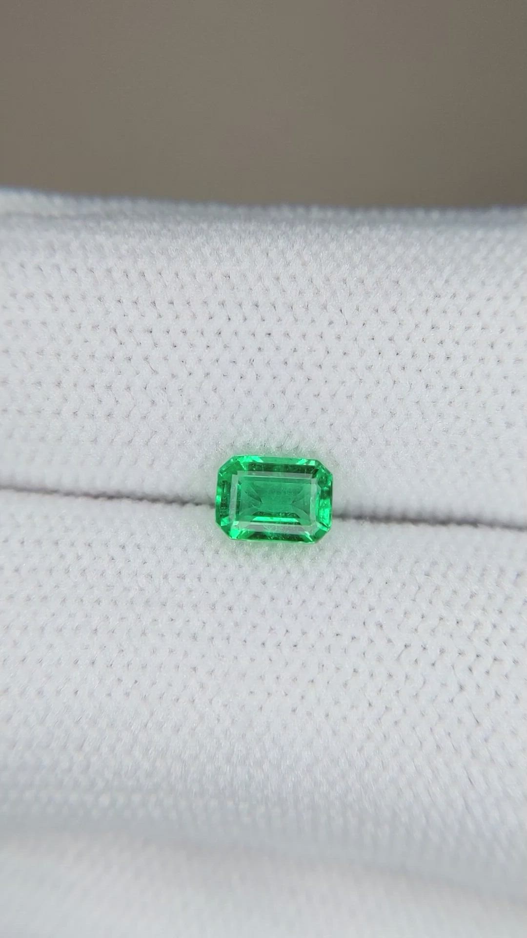 0.53 Ct. Emerald from Zambia Size Video
