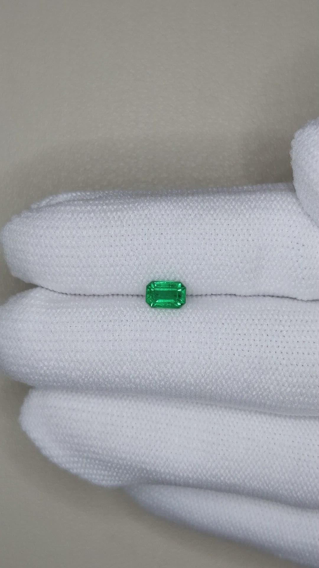 0.61 Ct. Emerald from Zambia Size Video