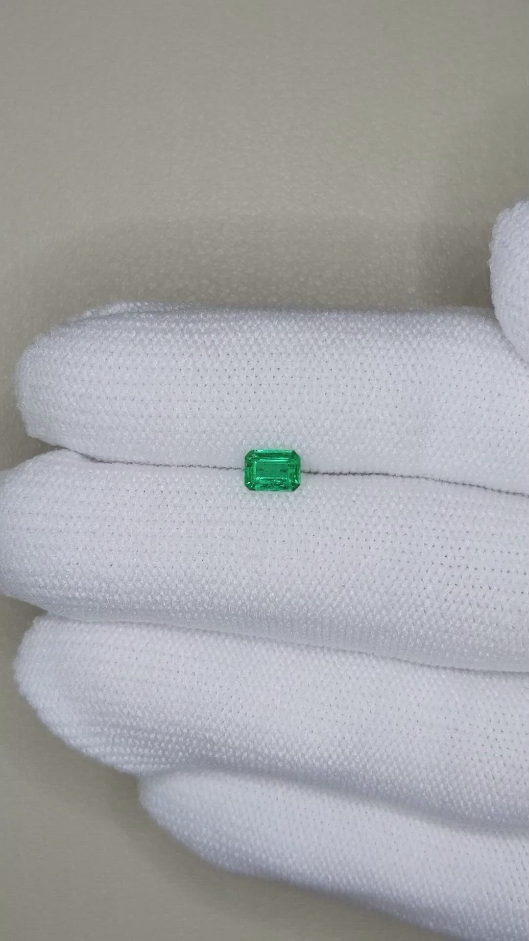 0.25 Ct. Emerald from Zambia Size Video