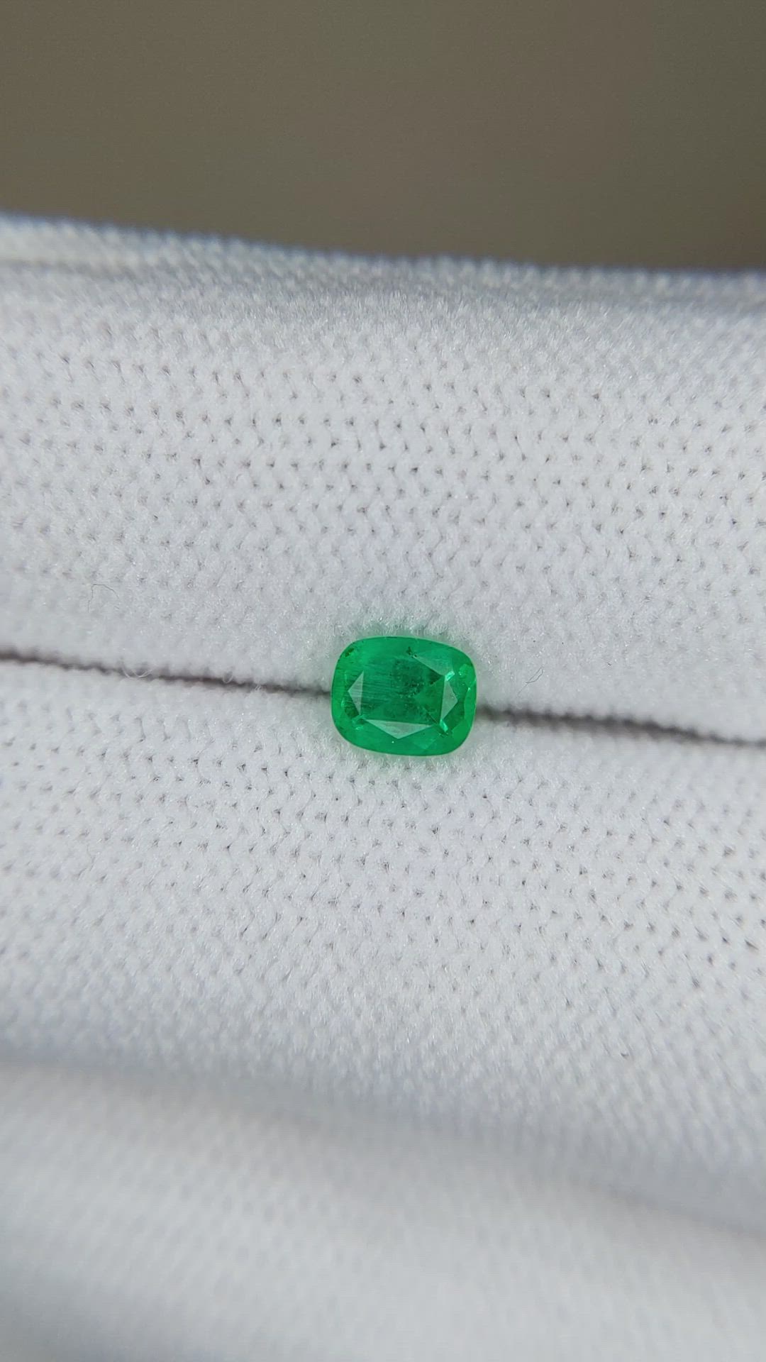 0.35 Ct. Emerald from Zambia Size Video