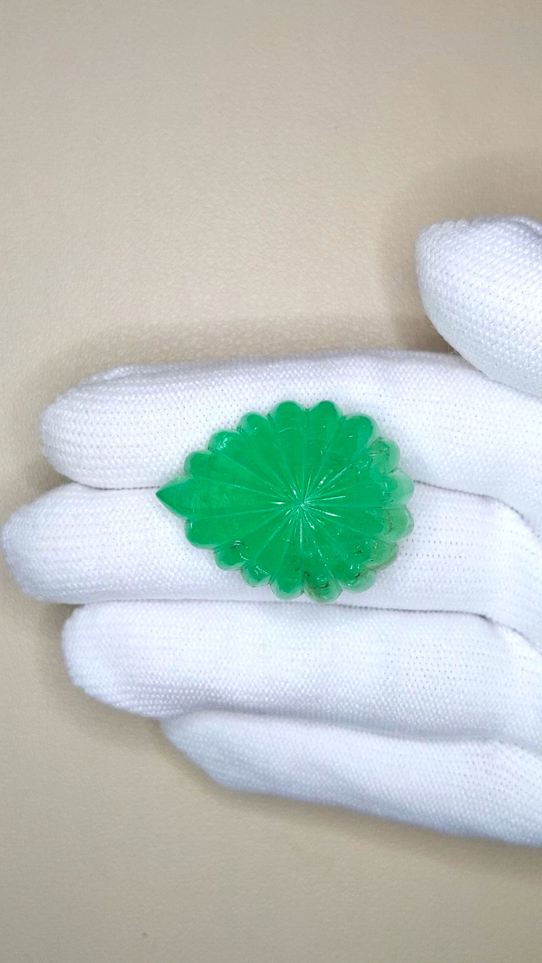 63.92 Ct. Emerald from Zambia Size Video
