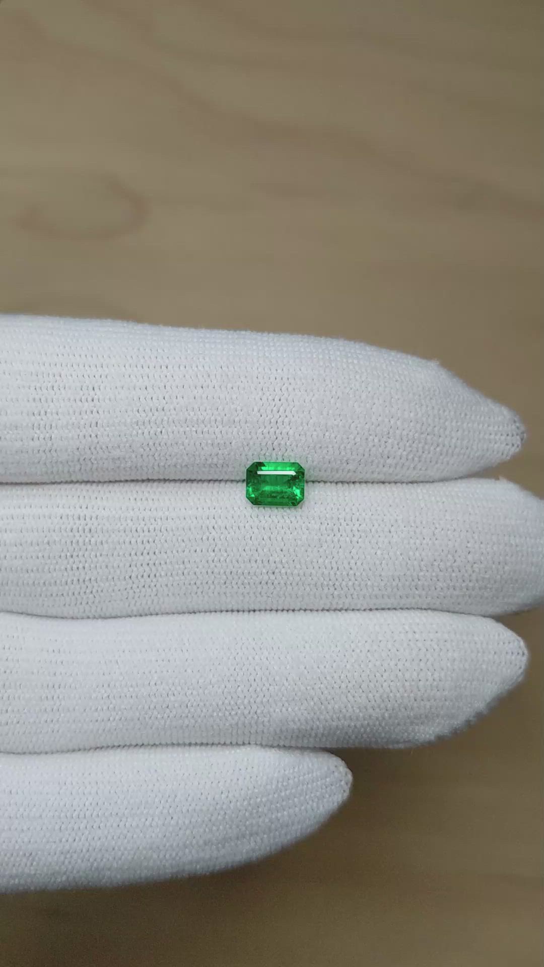 0.88 Ct. Emerald from Zambia Size Video