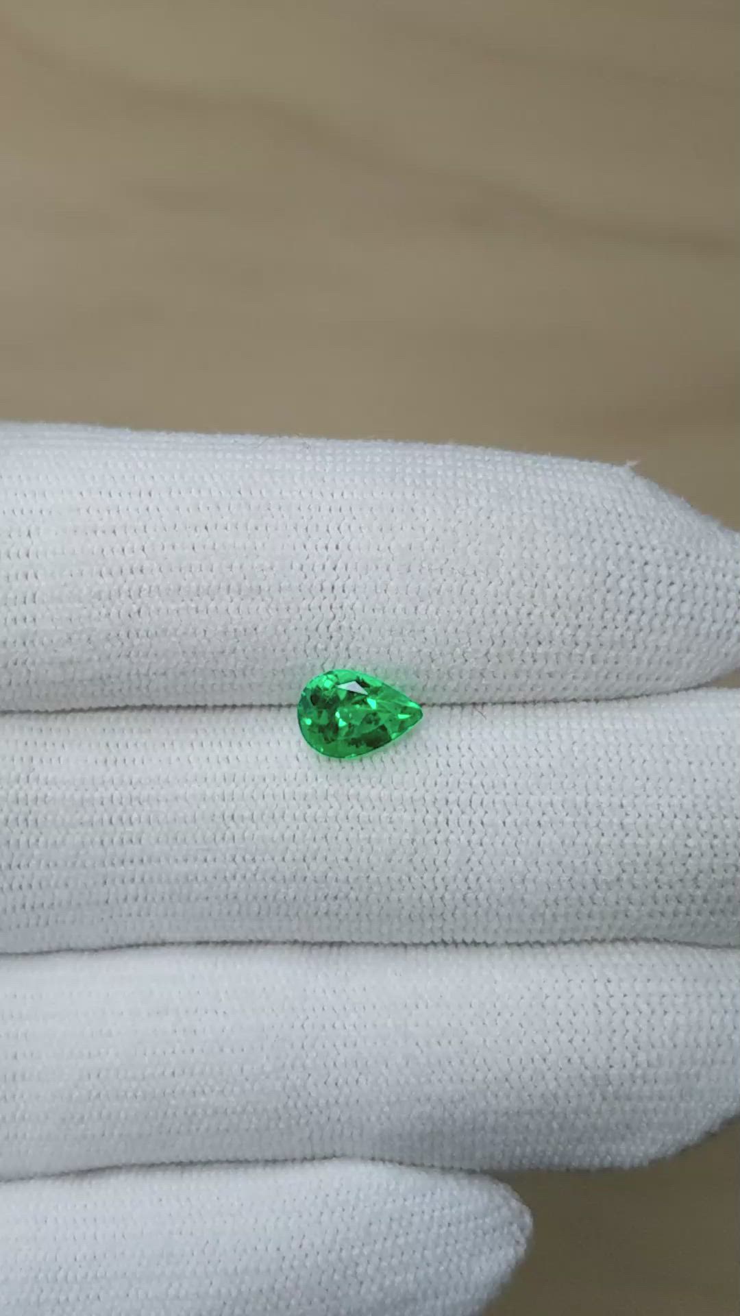 1.03 Ct. Emerald from Colombia Size Video