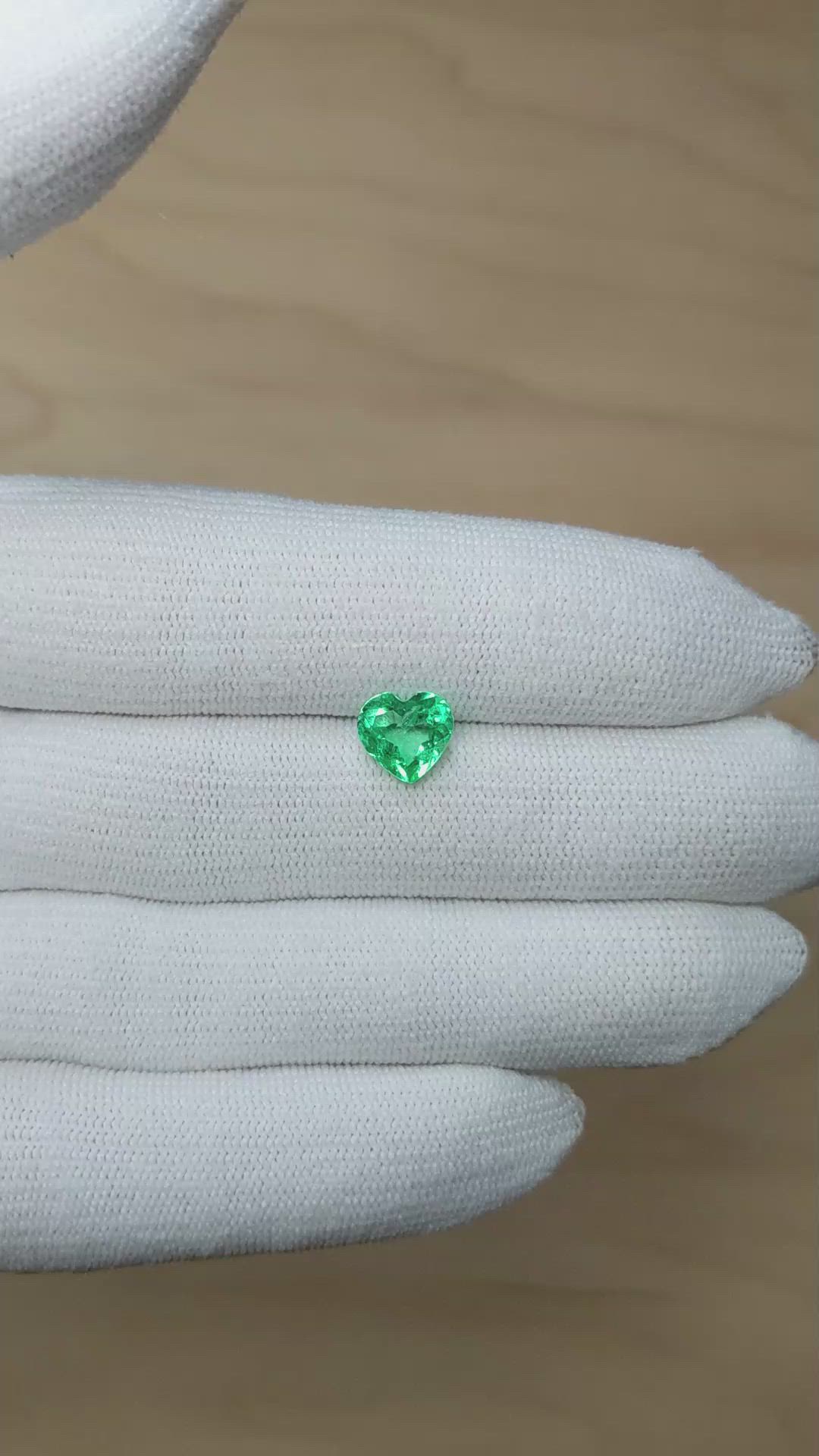 1.47 Ct. Emerald from Colombia Size Video