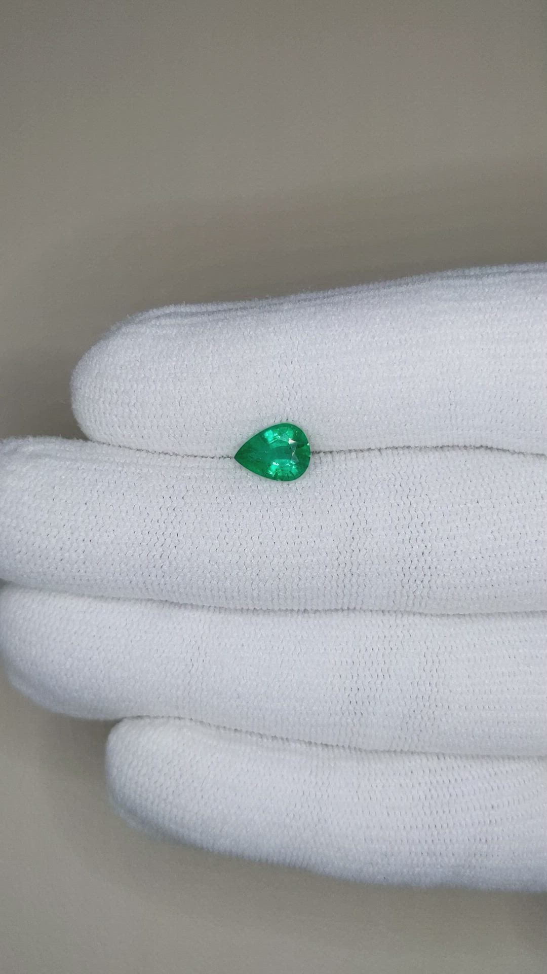 1.01 Ct. Emerald from Zambia Size Video