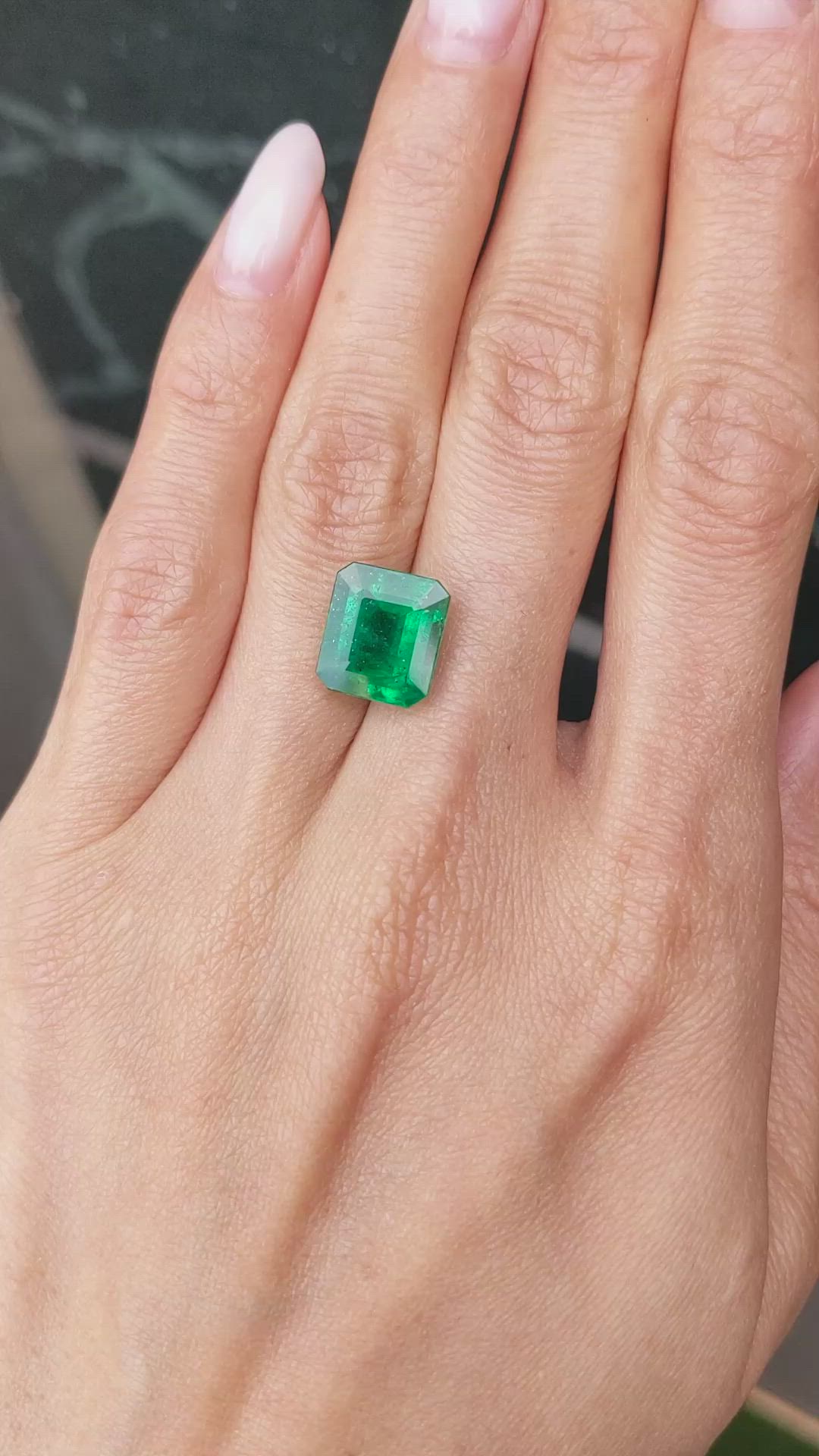 5.25 Ct. Emerald from Zambia Size Video