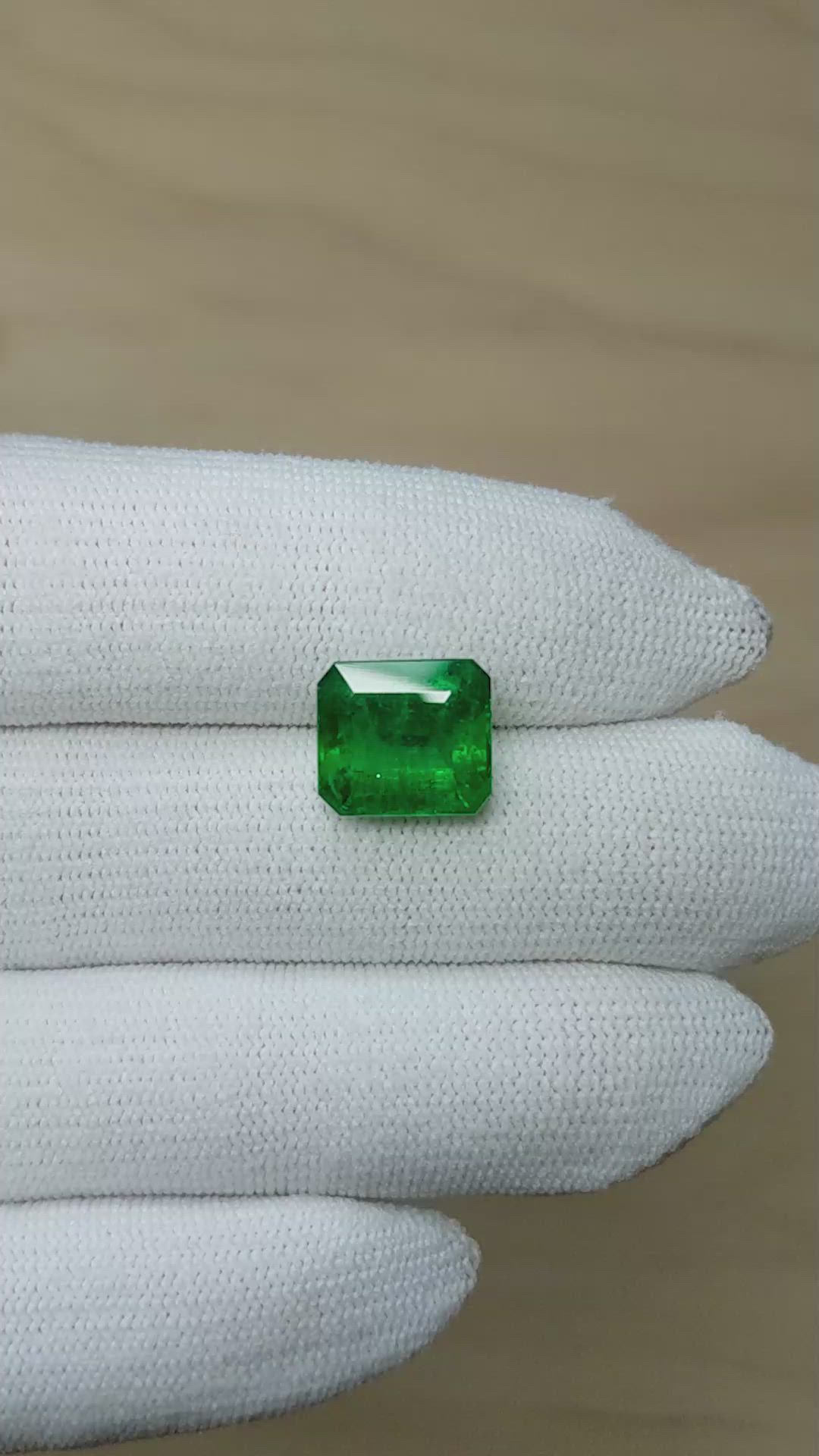 5.25 Ct. Emerald from Zambia Size Video