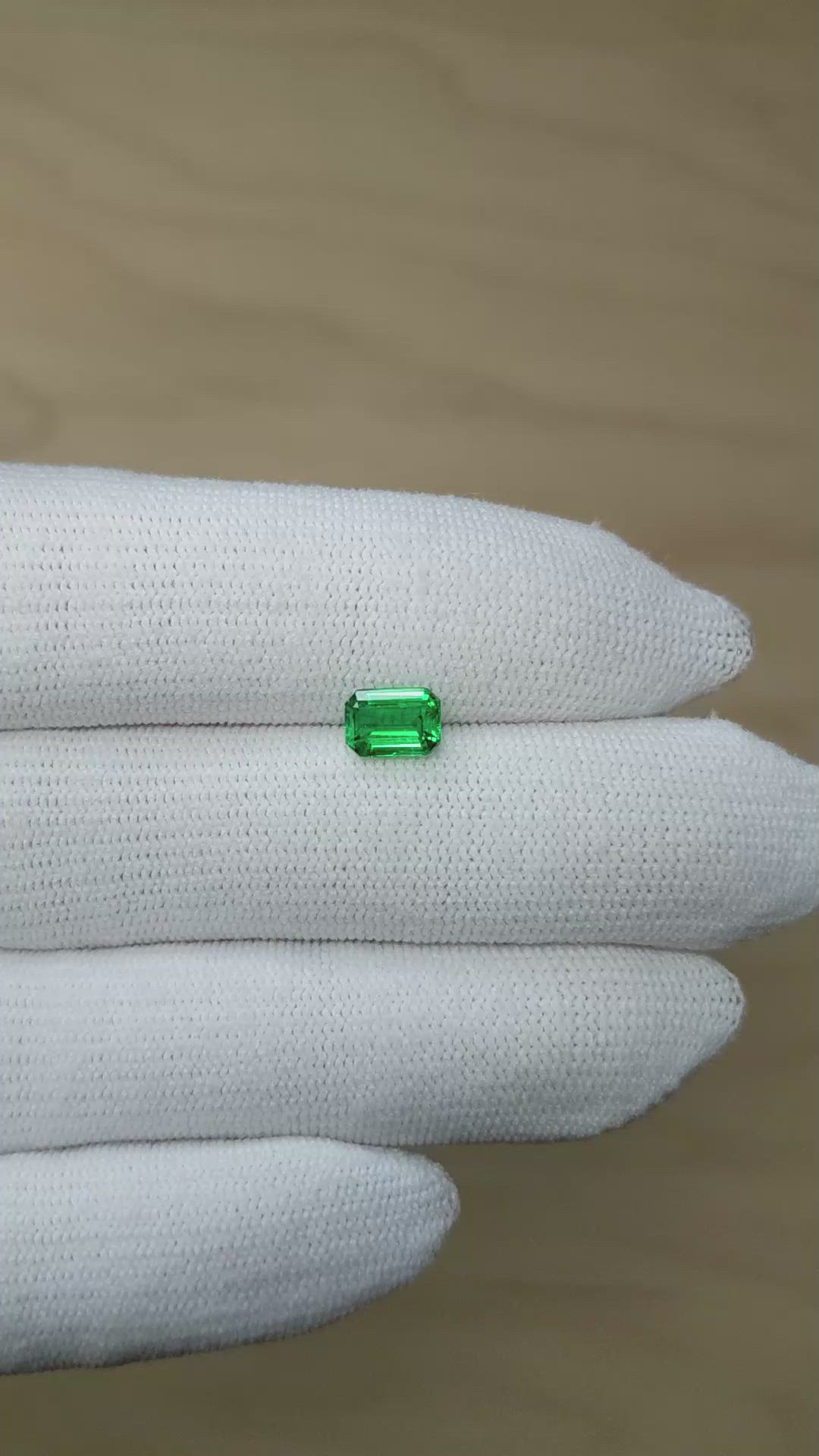 0.97 Ct. Emerald from Zambia Size Video