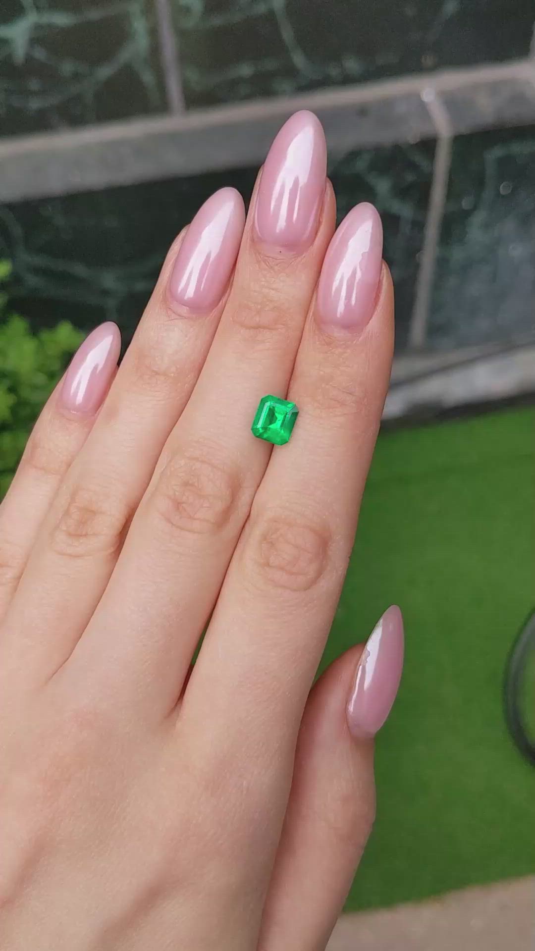 1.32 Ct. Emerald from Colombia - Muzo Size Video