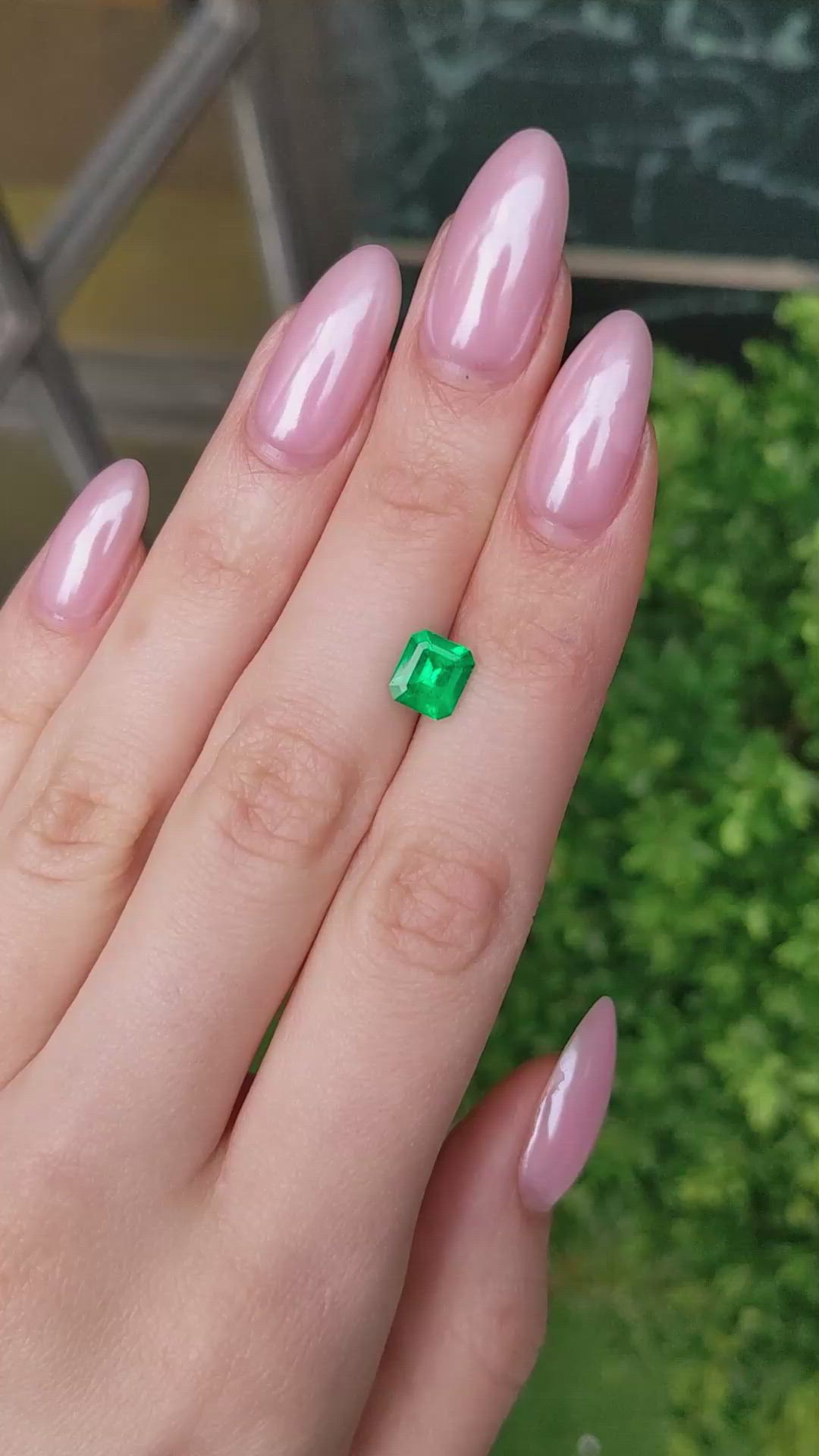 1.32 Ct. Emerald from Colombia - Muzo Size Video