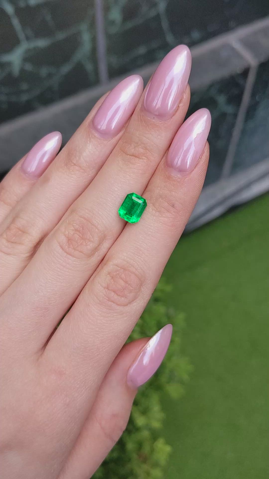 2.08 Ct. Emerald from Colombia - Muzo Size Video