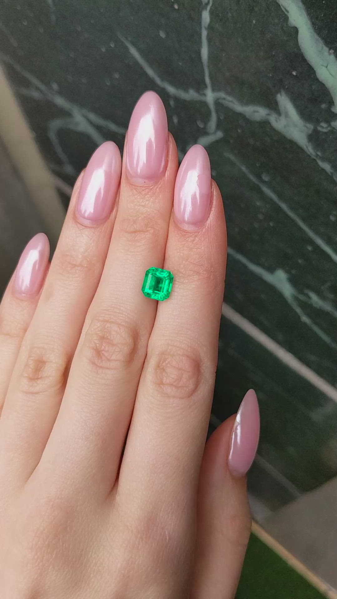 2.17 Ct. Emerald from Colombia - Muzo Size Video