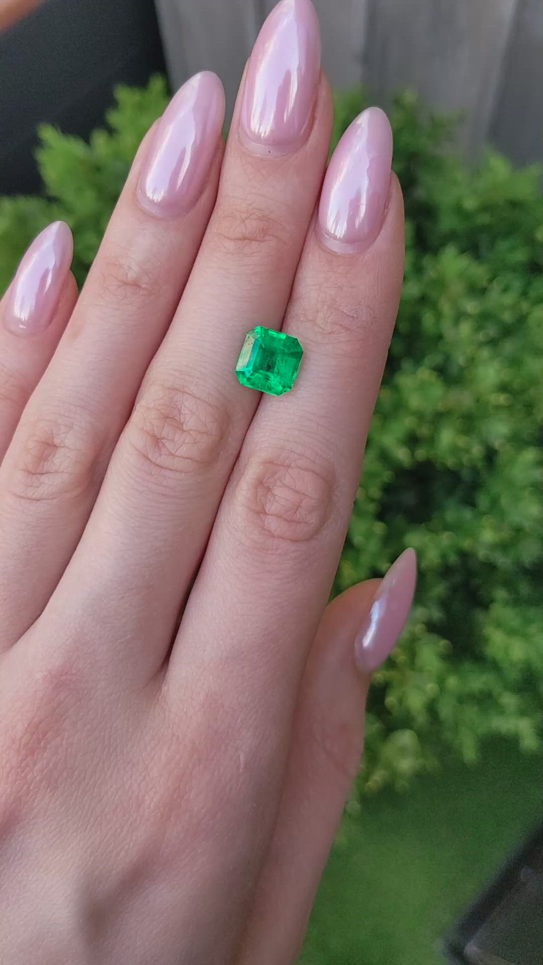 3.34 Ct. Emerald from Colombia - Muzo Size Video