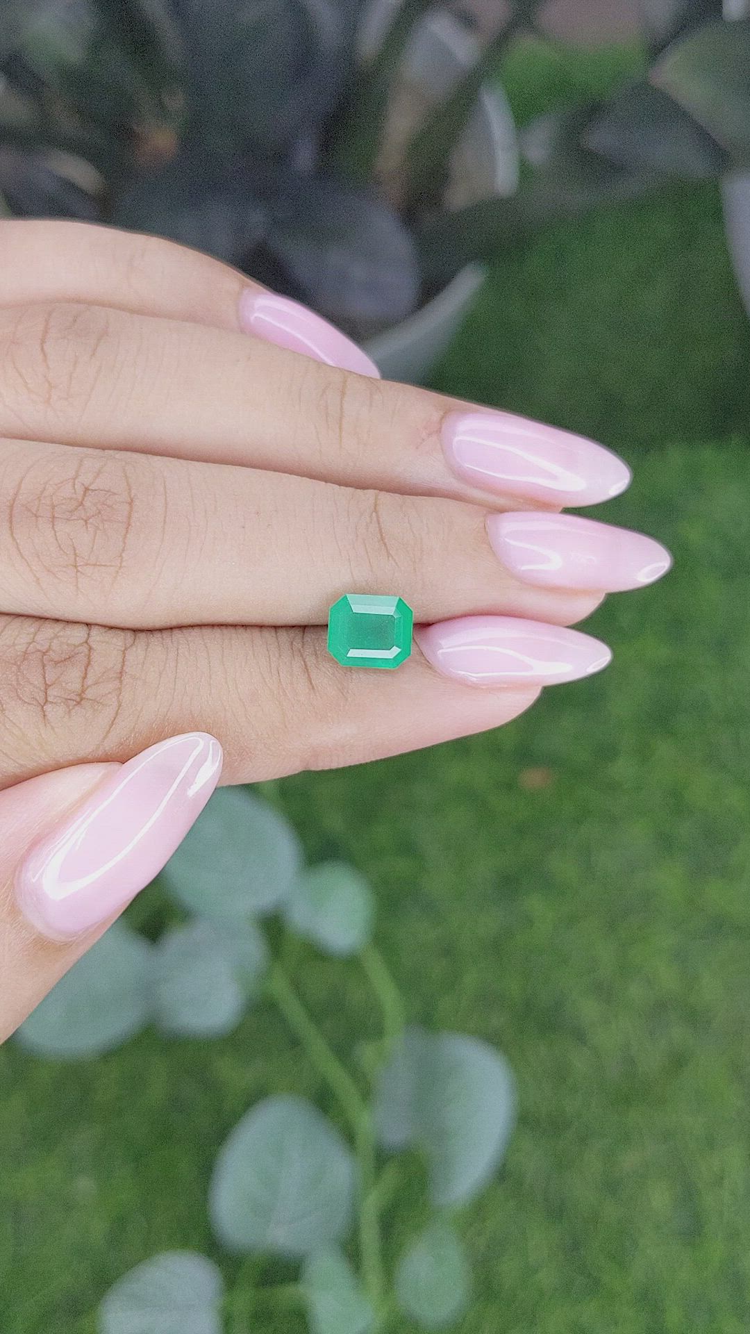 1.53 Ct. Emerald from Zambia Size Video
