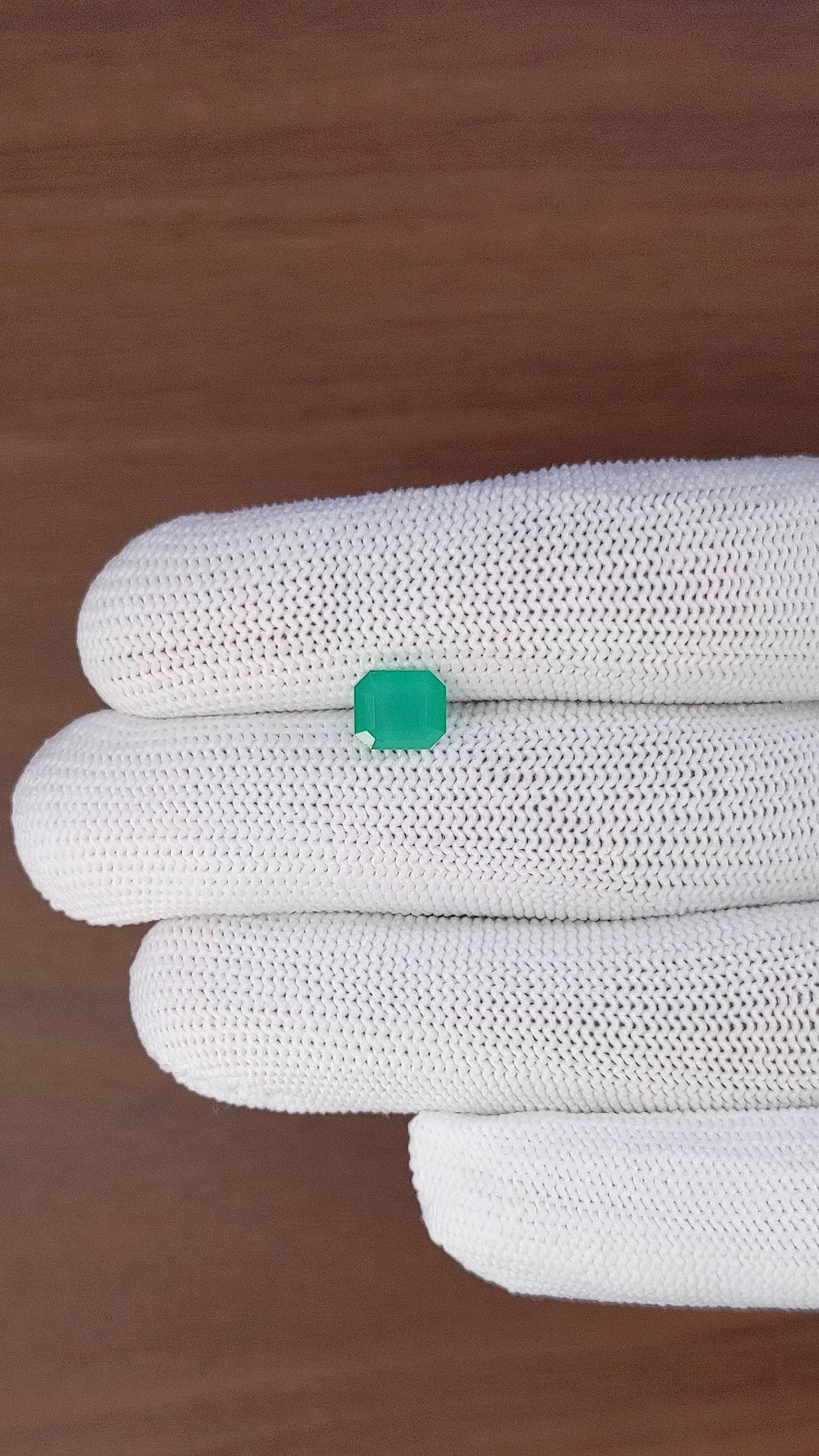 1.53 Ct. Emerald from Zambia Size Video