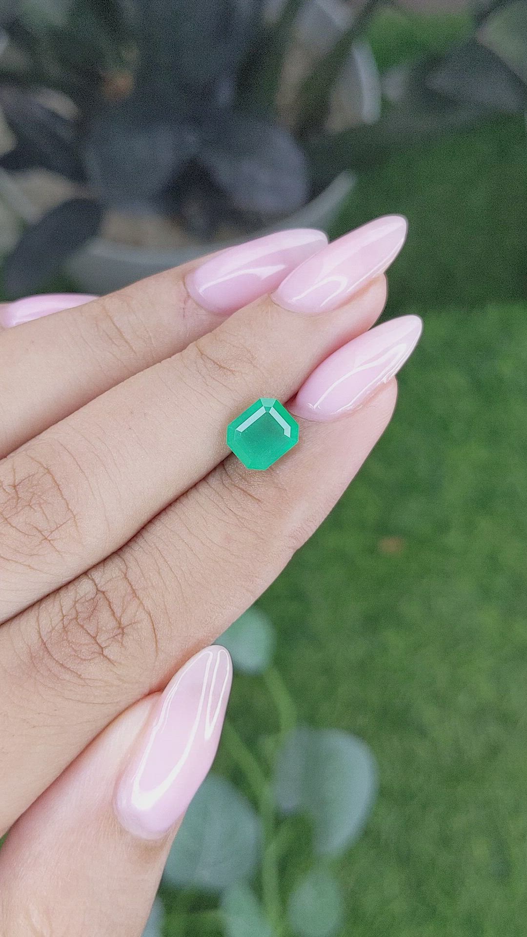 1.53 Ct. Emerald from Zambia Size Video