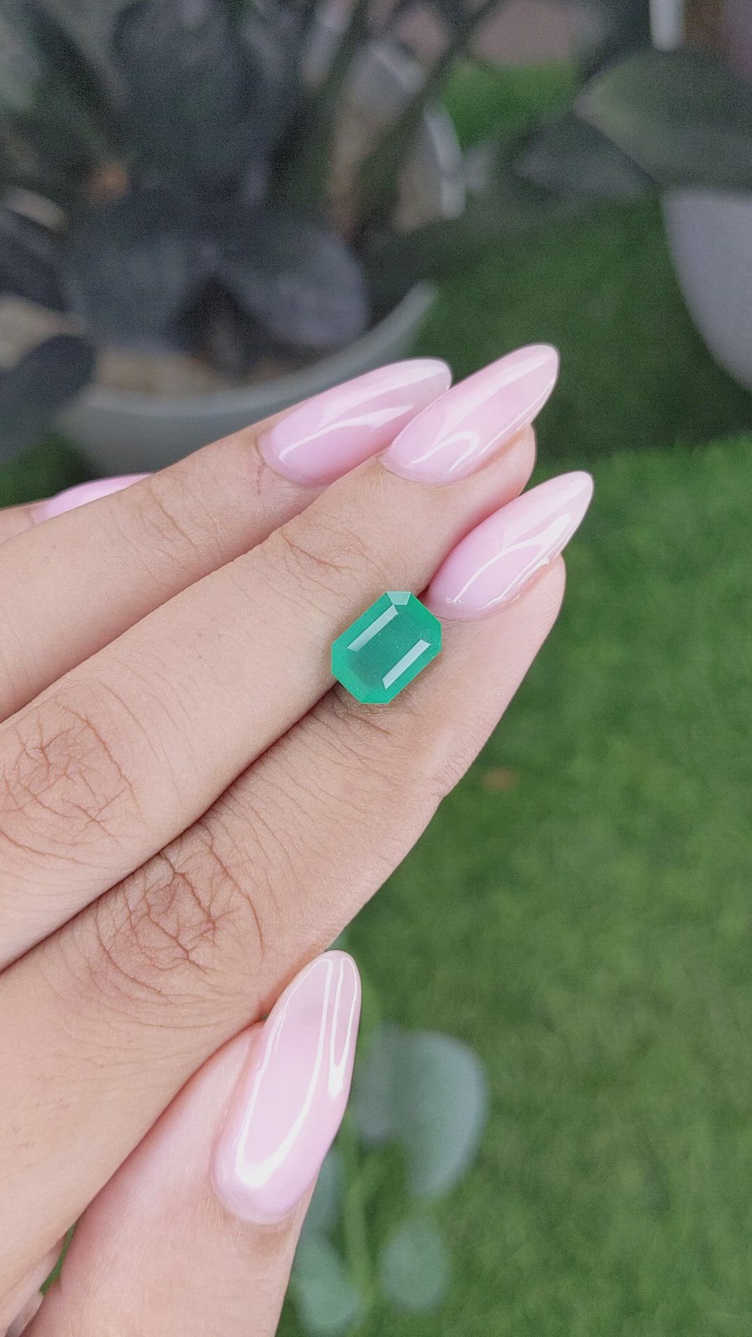 1.93 Ct. Emerald from Zambia Size Video