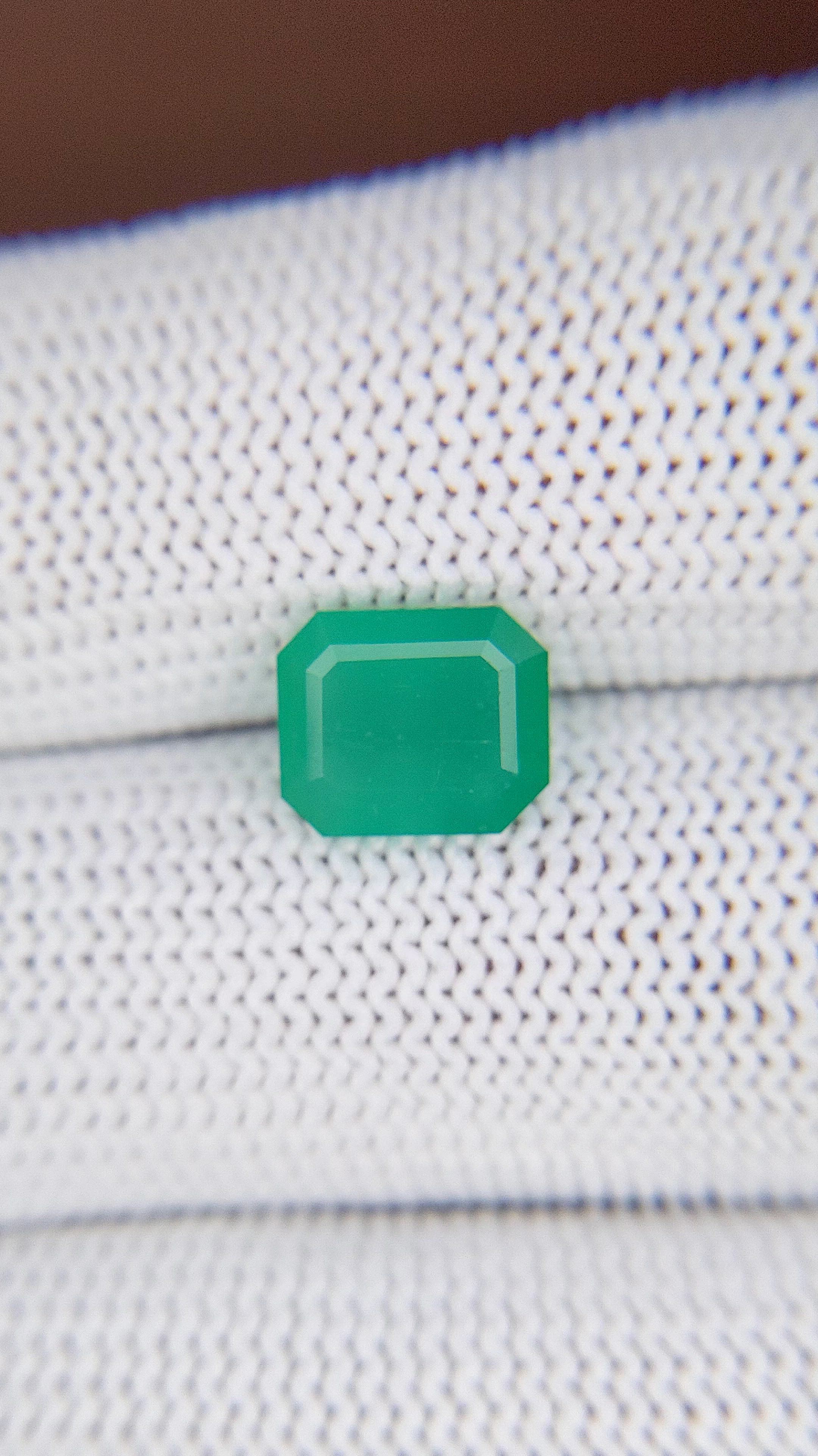 1.86 Ct. Emerald from Zambia Size Video