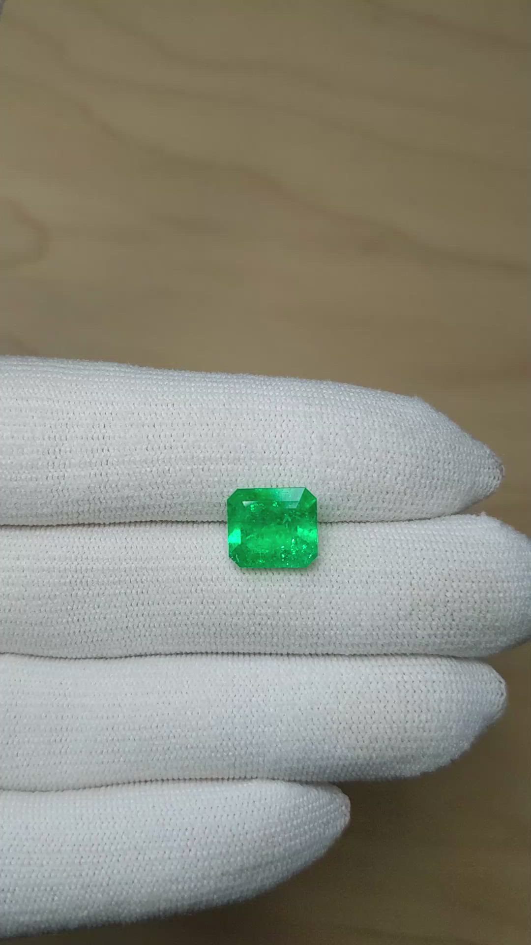 3.87 Ct. Emerald from Colombia Size Video