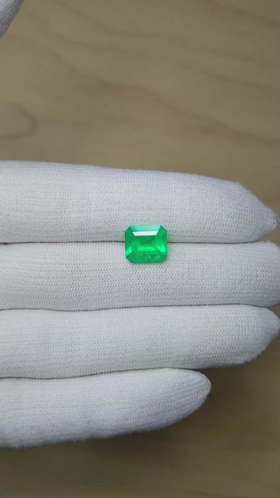3.26 Ct. Emerald from Colombia Size Video