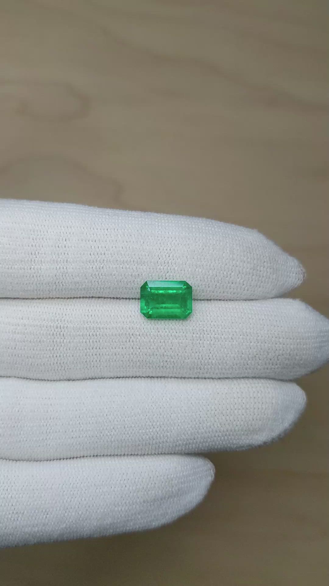 2.63 Ct. Emerald from Colombia Size Video