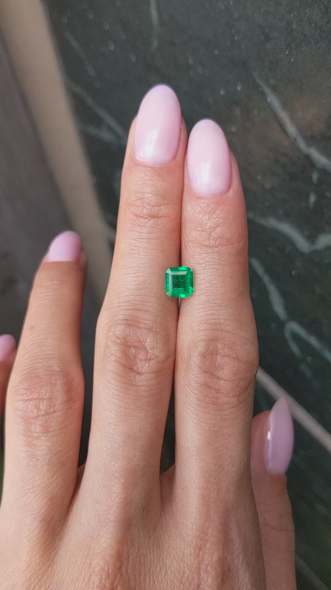 0.96 Ct. Emerald from Colombia Size Video
